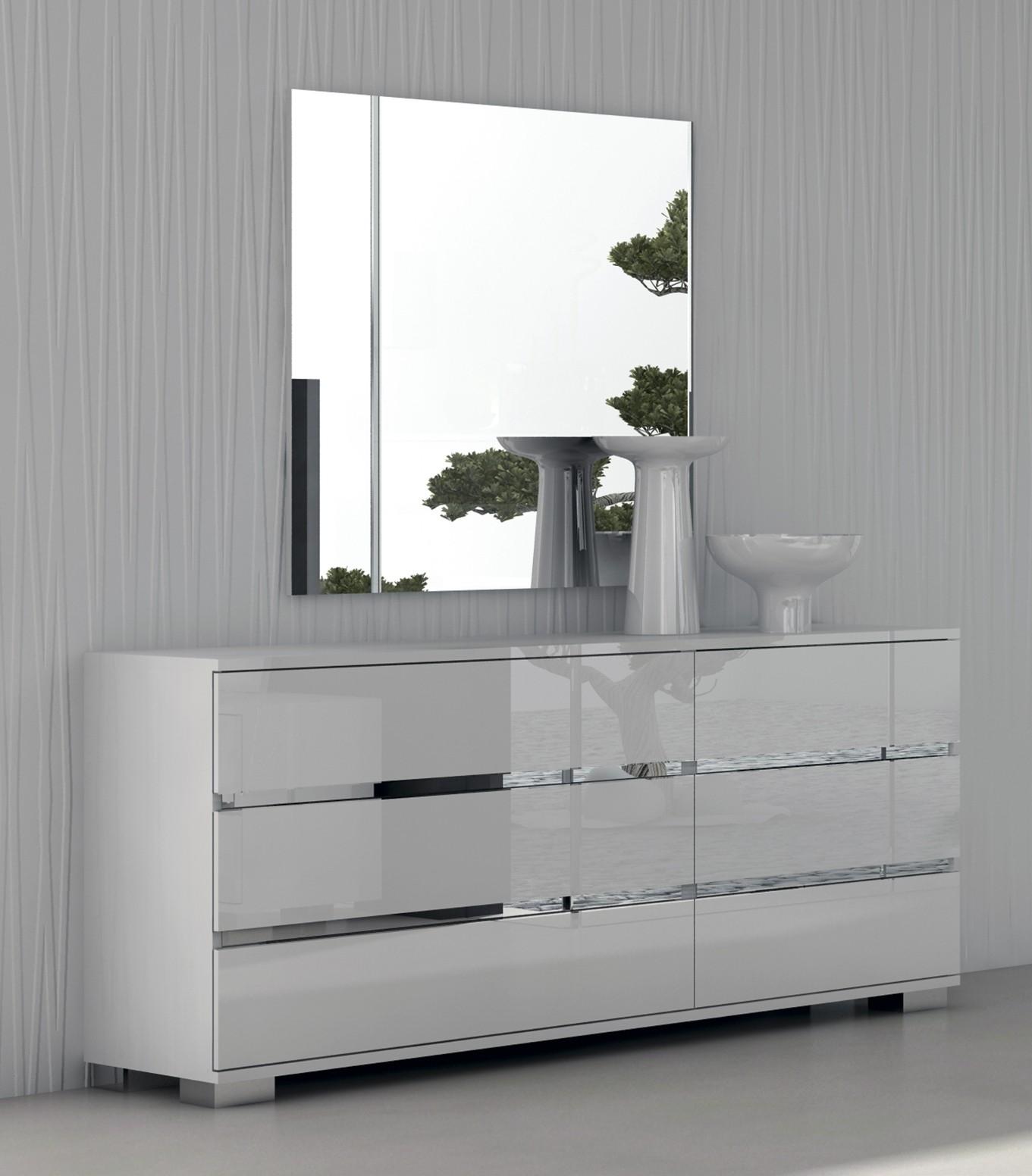 

    
DREAM-WHITE-EK-Set-6 At Home USA Platform Bedroom Set
