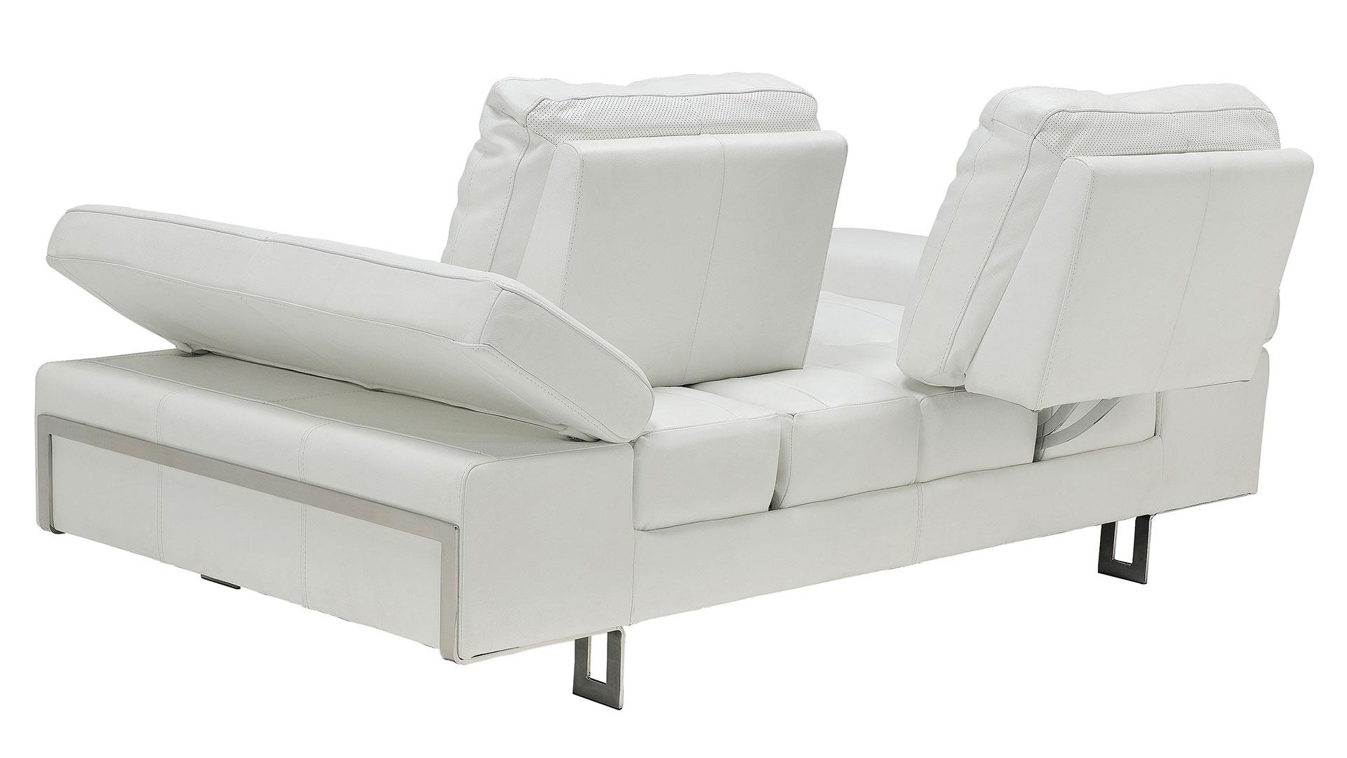 

    
At Home USA Gia White Luxury Italian Leather Ultra Modern Loveseat Contemporary
