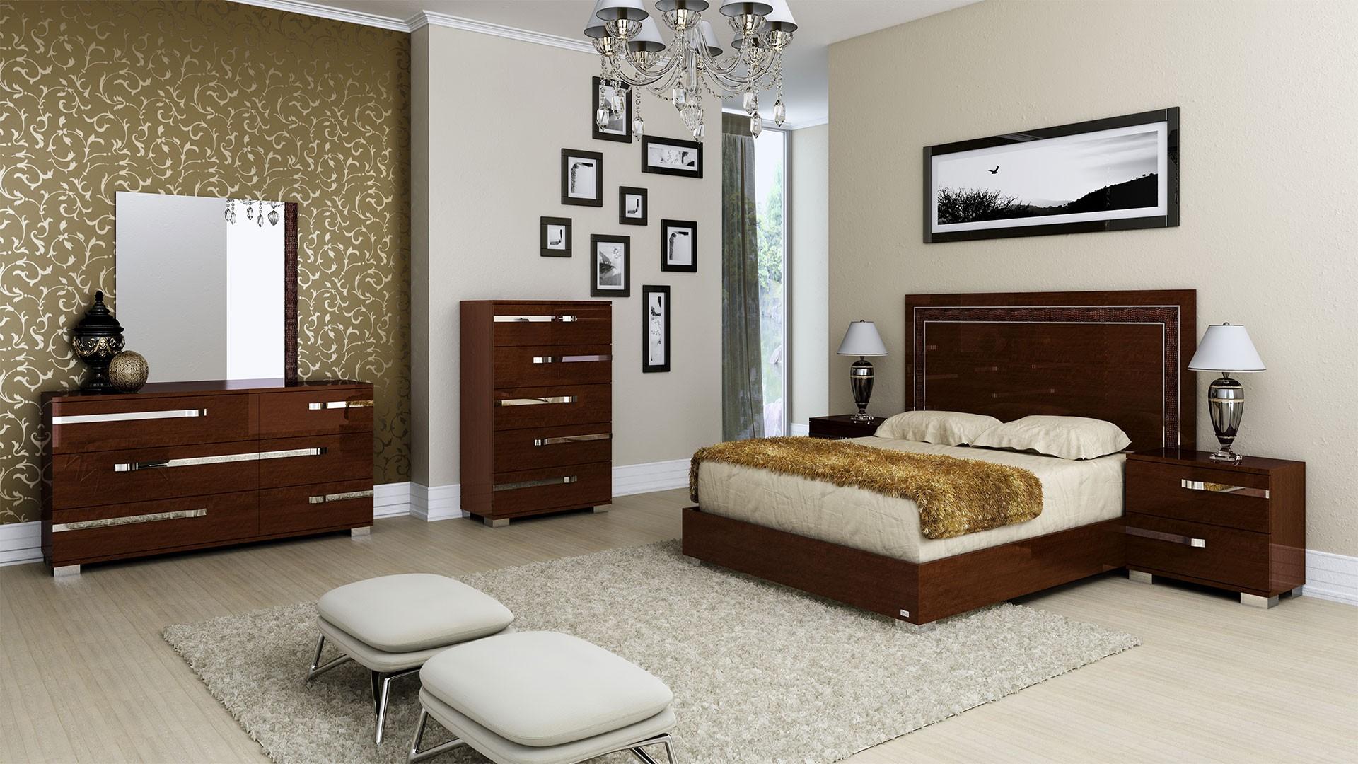 

    
At Home USA Volare Glossy Walnut Queen Bedroom Set 5Pcs Modern Made in Italy
