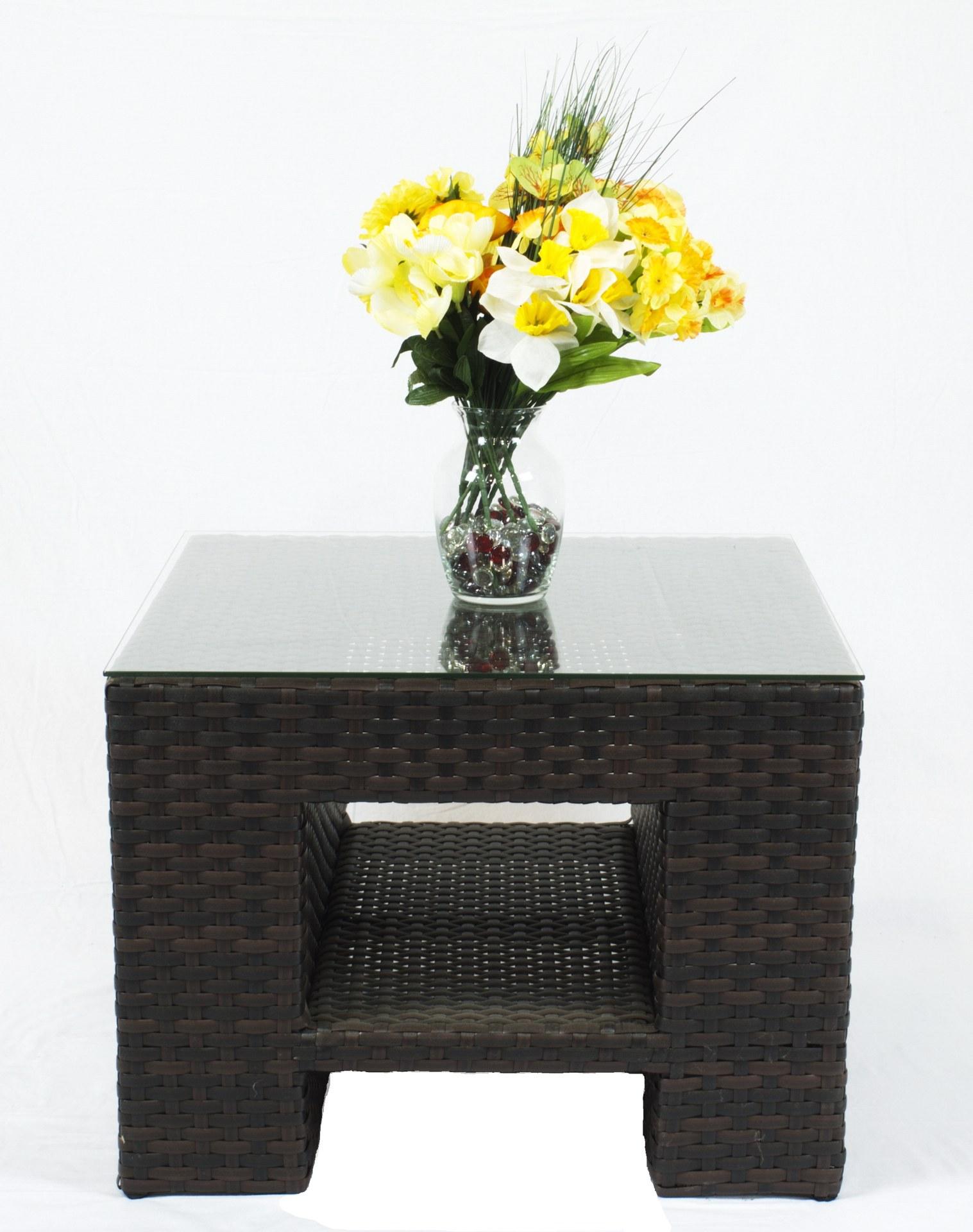 

    
Aztec Wicker on Aluminum Frame Square Accent Table  w/Glass Top CaliPatio
