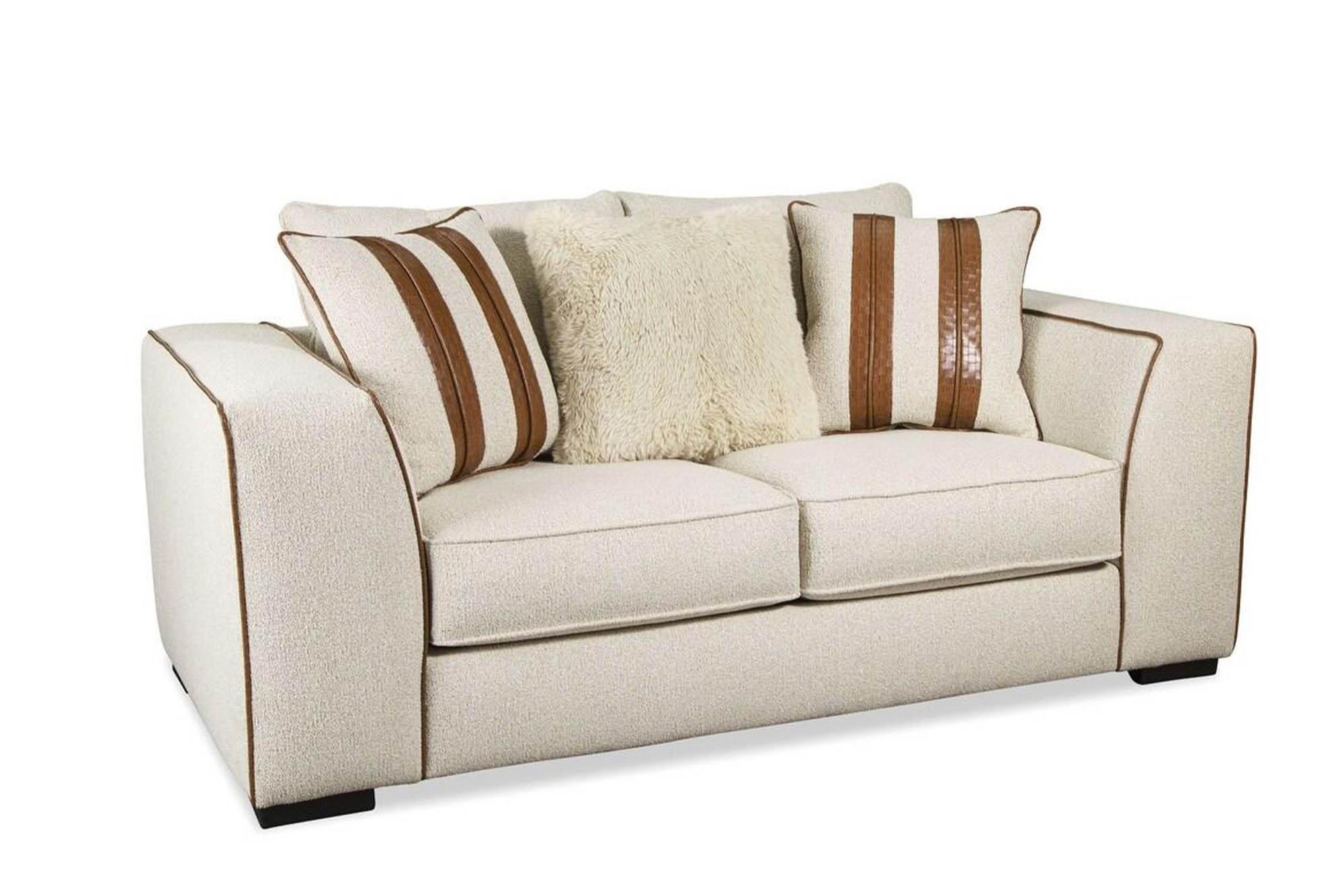 

    
Beige/Brown Boucle Loveseat ULVERY SM5185-LV FoA Transitional
