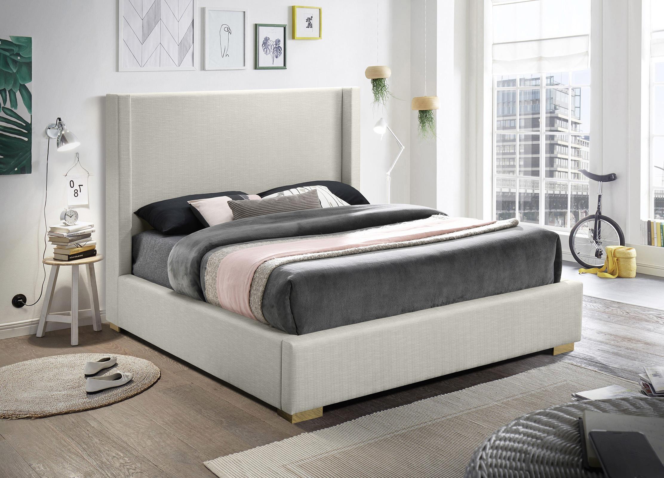 

    
Beige Linen King Platform Bed ROYCE RoyceBeige-K Meridian Contemporary Modern
