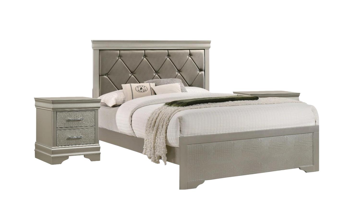 

    
Beige Panel Bedroom Set by Crown Mark Amalia B6910-Q-Bed-3pcs
