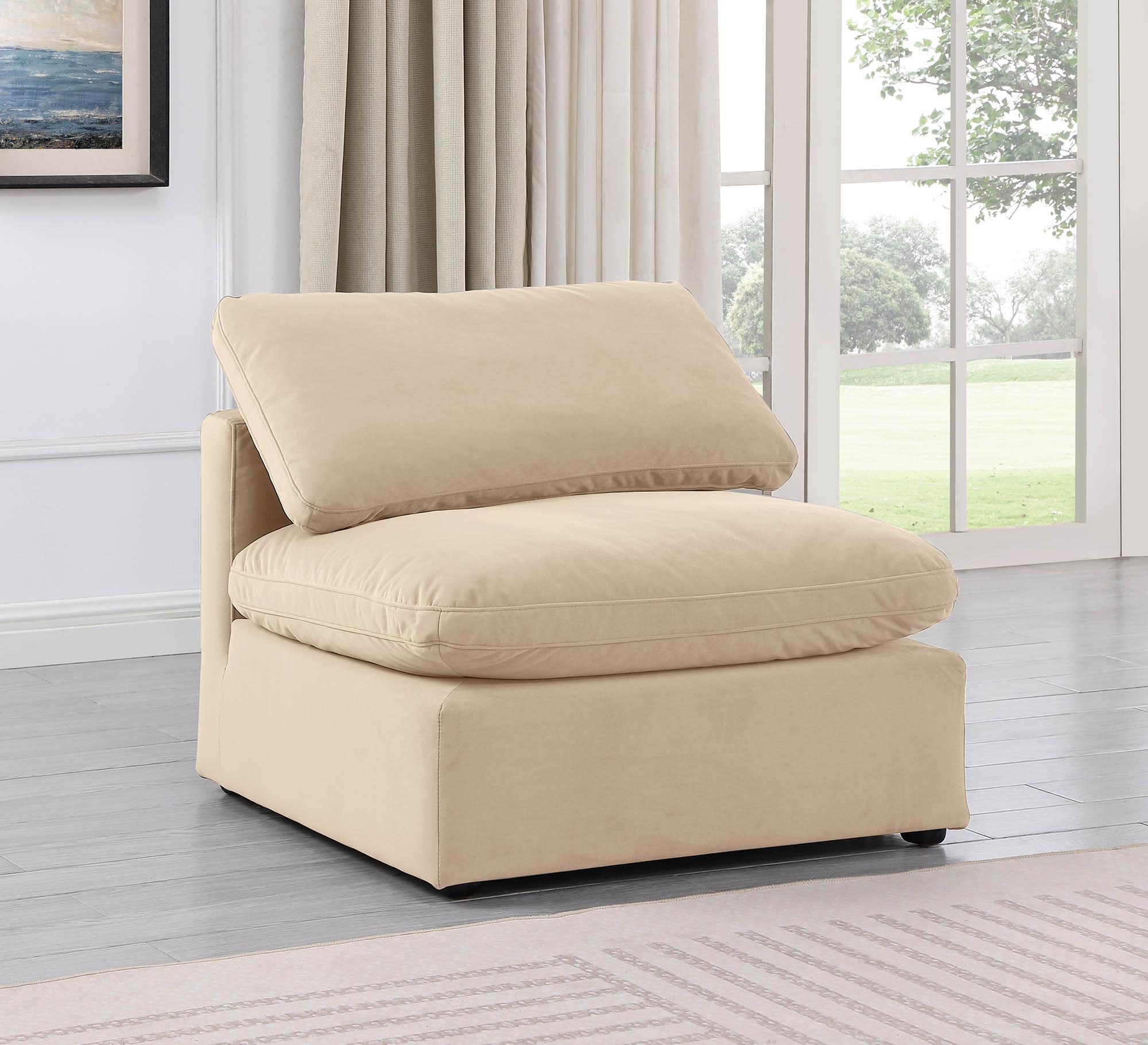 

    
Beige Velvet Armless Chair INDULGE 147Beige-Armless Meridian Contemporary
