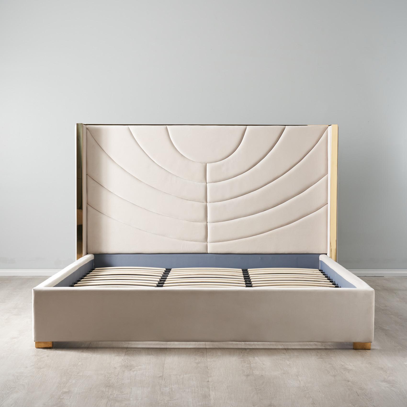 

    
VIG Furniture Visalia Panel Bed Gold/Beige VGYUHD-1881-PINK
