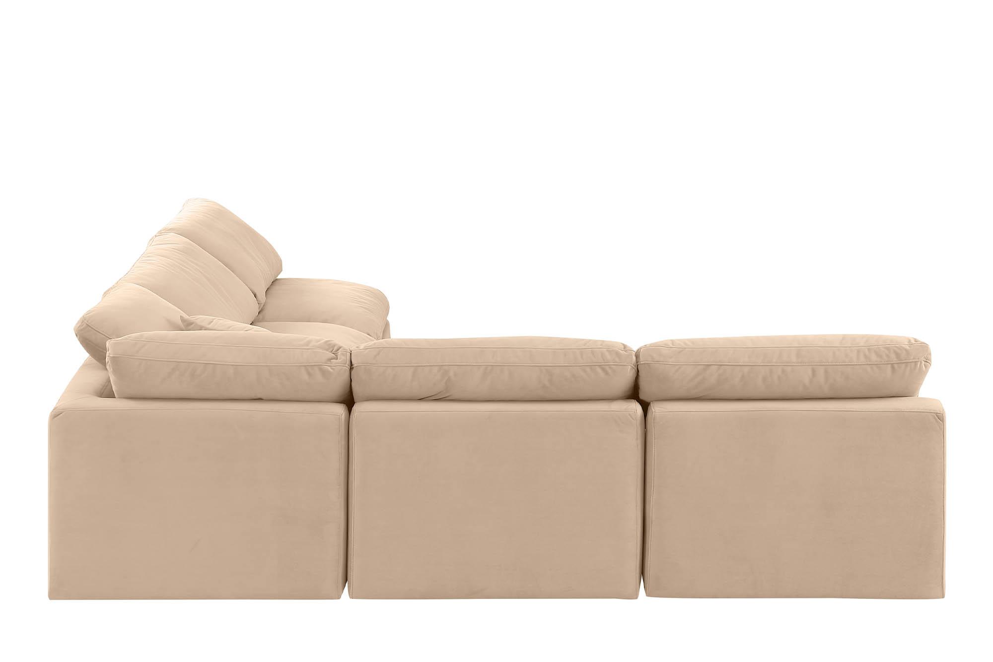 

    
147Beige-Sec5B Meridian Furniture Modular Sectional Sofa
