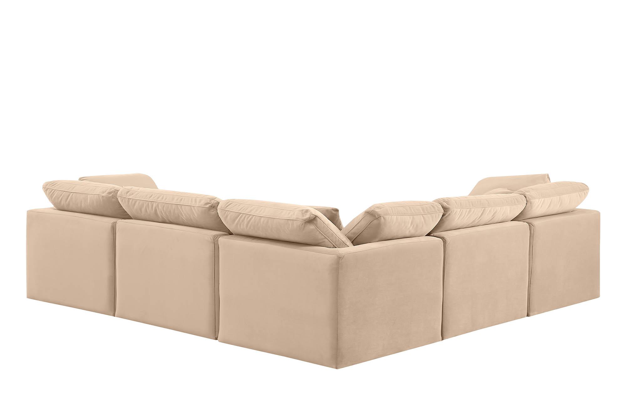 

        
Meridian Furniture INDULGE 147Beige-Sec5C Modular Sectional Sofa Beige Velvet 094308316703
