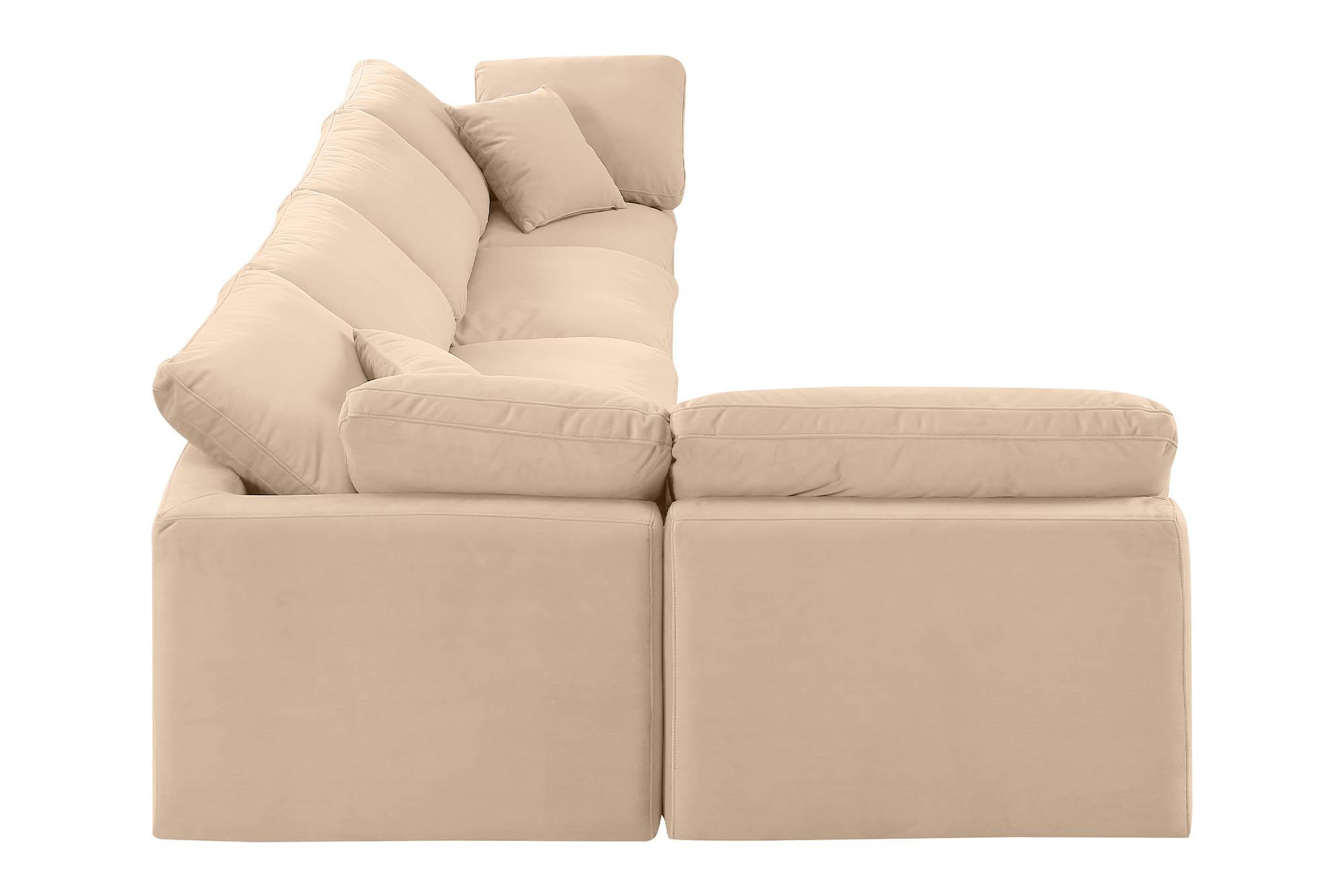 

        
Meridian Furniture INDULGE 147Beige-Sec5D Modular Sectional Sofa Beige Velvet 094308316710
