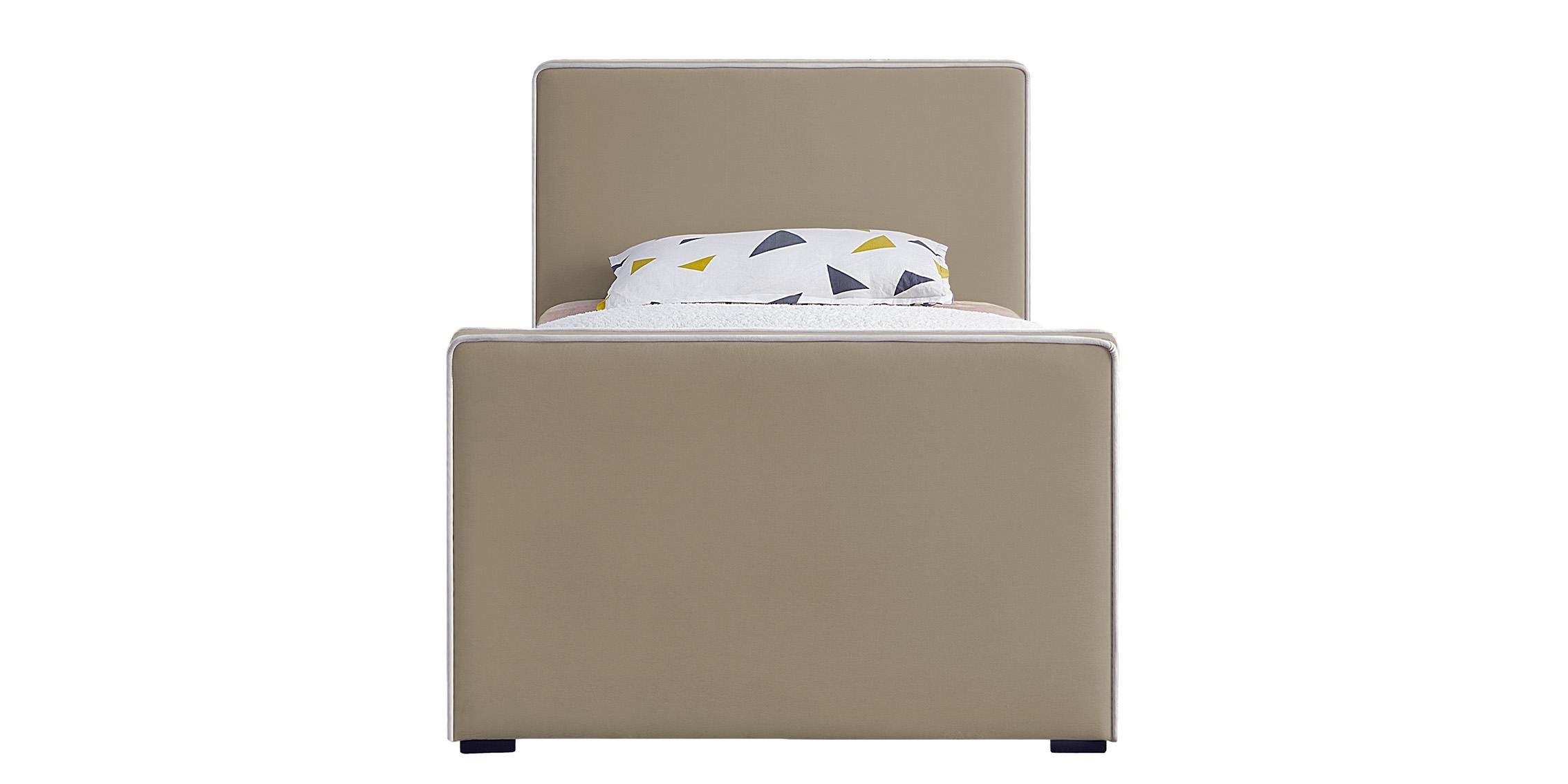 

        
Meridian Furniture DILLARD DillardBeige-T Platform Bed Beige Velvet 094308265643
