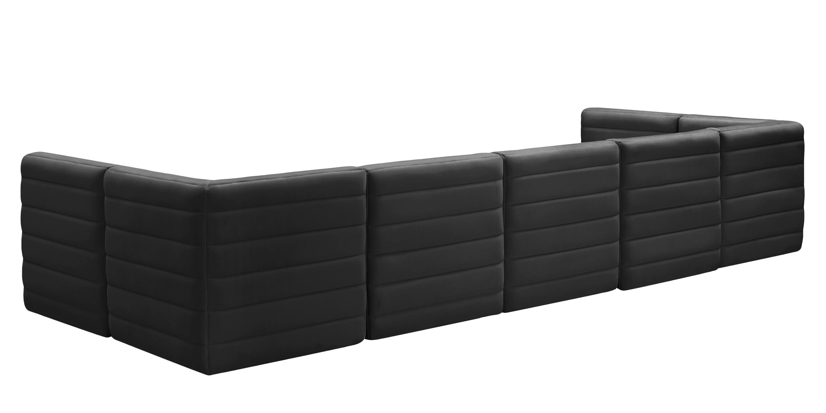 

    
Meridian Furniture Quincy 677Black-Sec7B Modular Sectional Sofa Black 677Black-Sec7B
