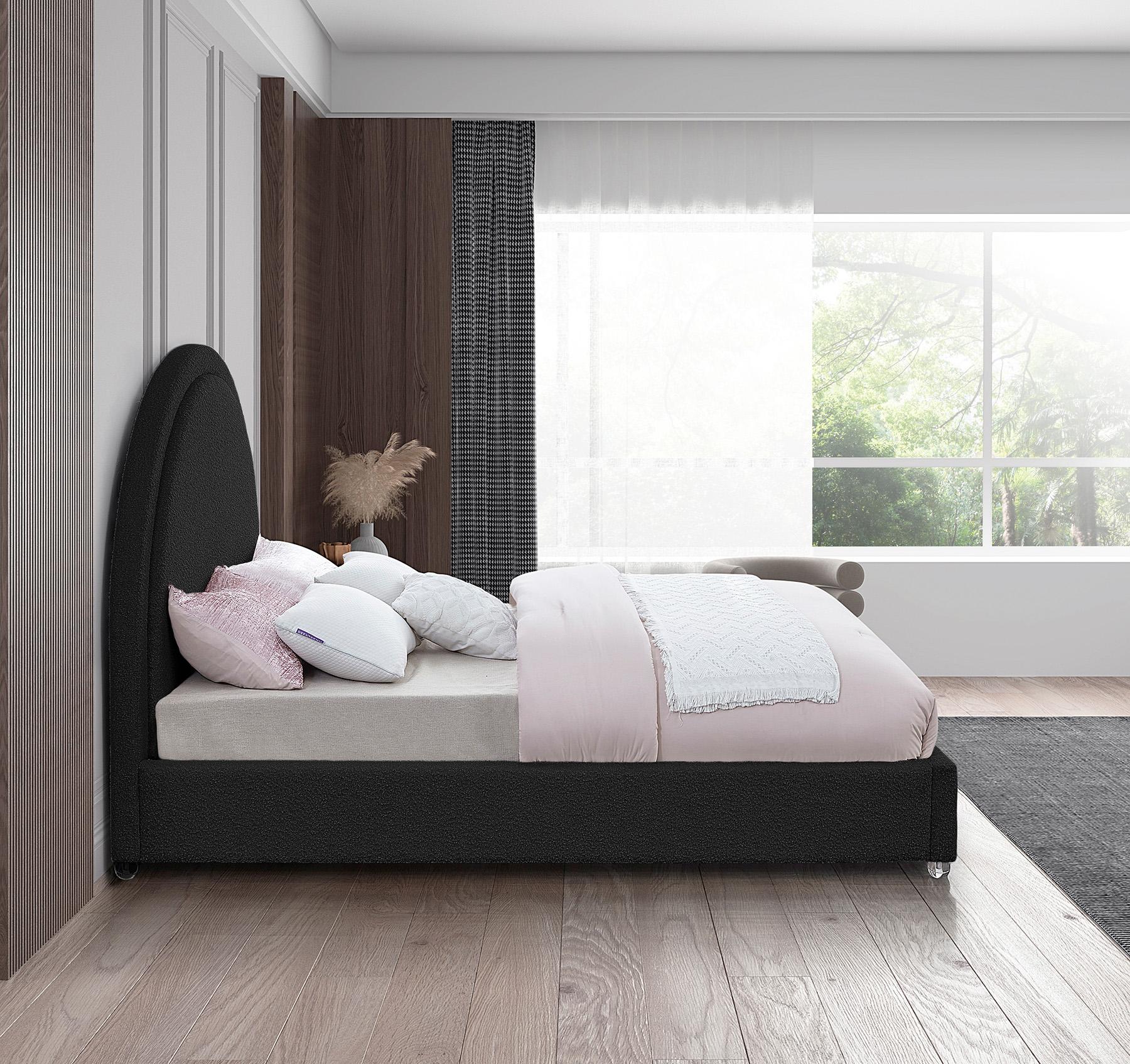 

    
MiloBlack-Q Meridian Furniture Platform Bed
