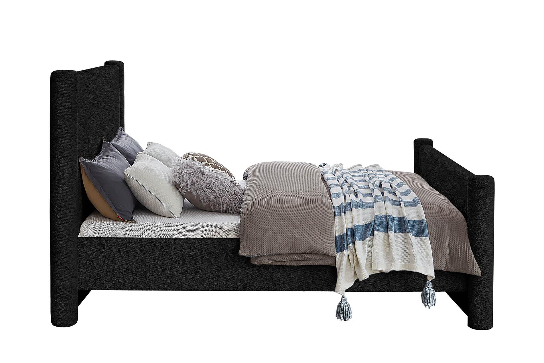 

    
B1299Black-F Meridian Furniture Panel Bed
