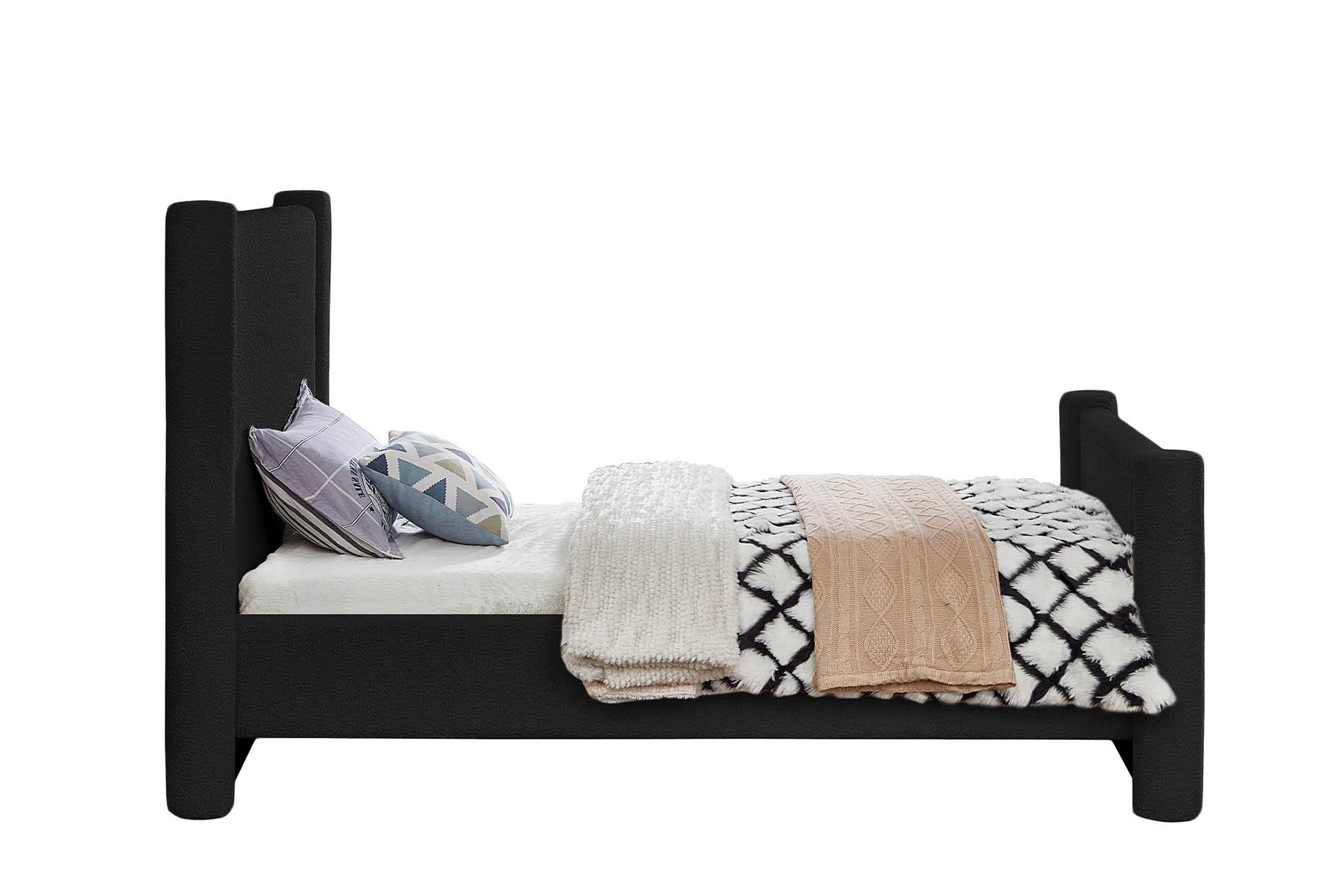

    
B1299Black-T Meridian Furniture Panel Bed
