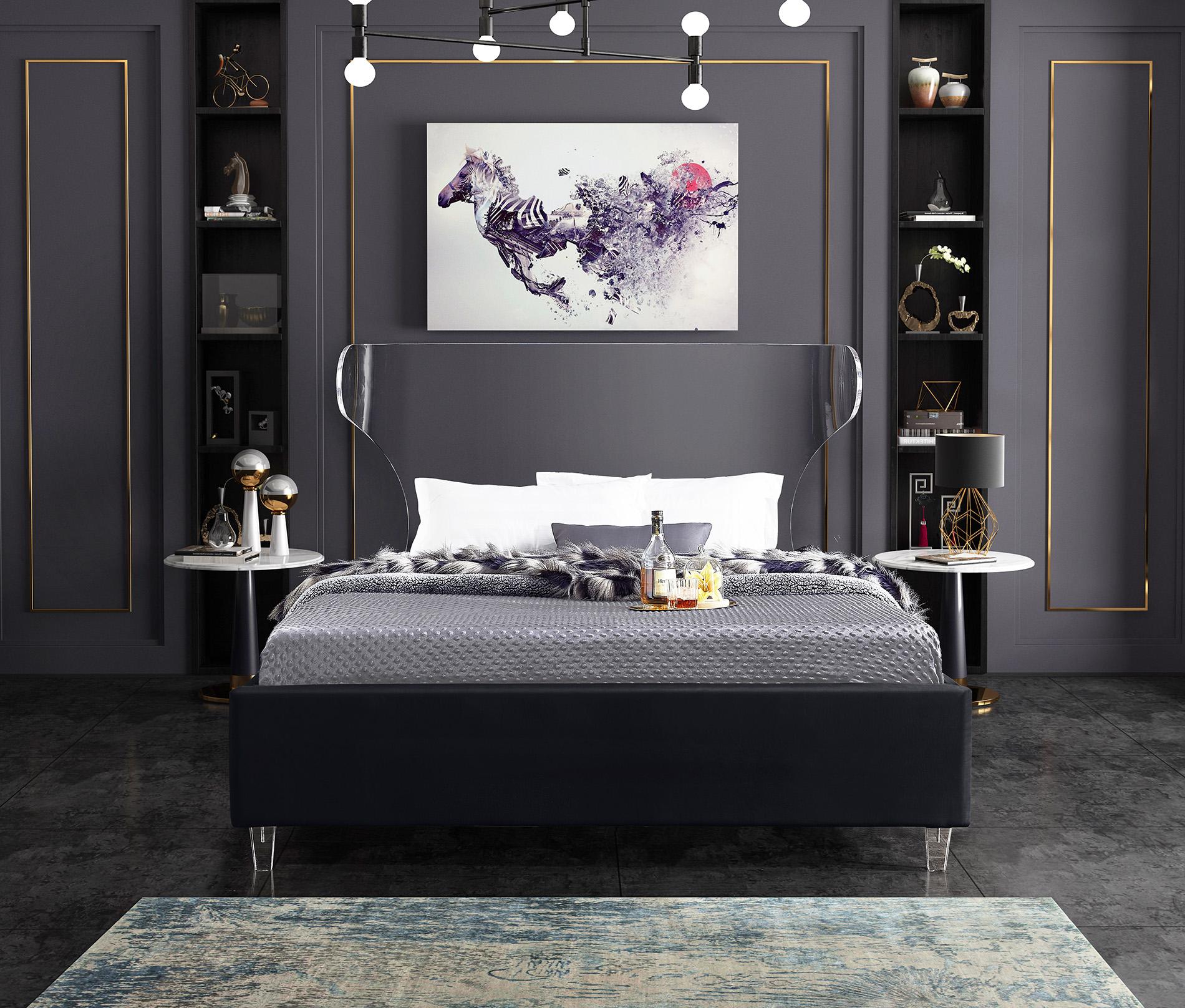 

        
Meridian Furniture GHOST GhostBlack-F Platform Bed Black Fabric 753359803241
