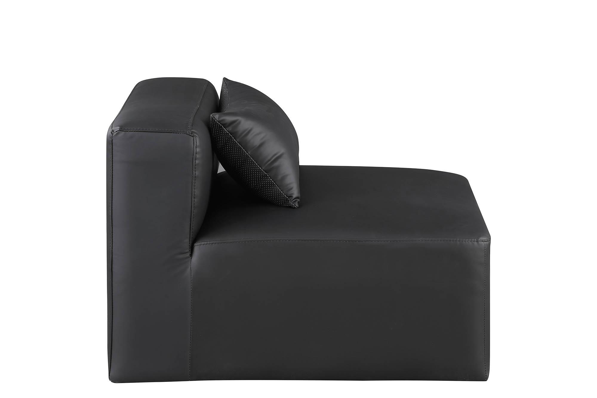 

        
Meridian Furniture CUBE 668Black-Armless Armless Chair Black Faux Leather 094308302072
