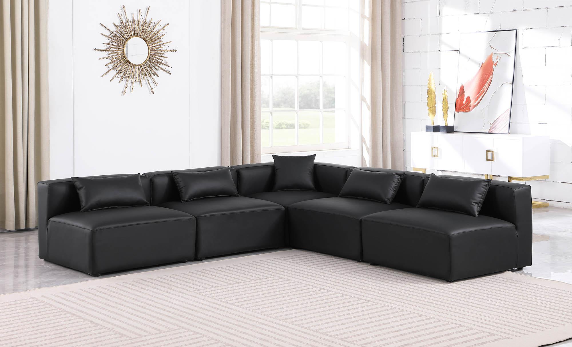 

    
Black Faux Leather Modular Sectional CUBE 668Black-Sec5B Meridian Contemporary
