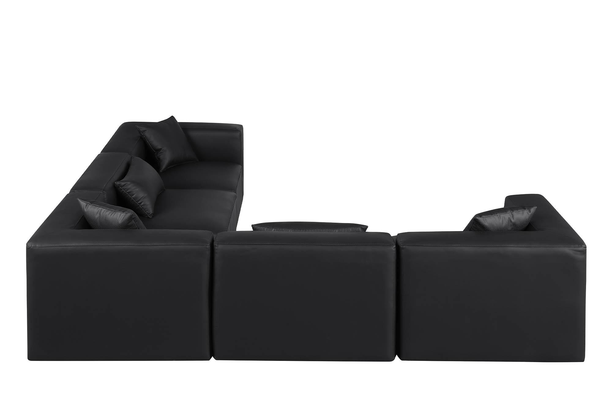 

    
668Black-Sec5C Meridian Furniture Modular Sectional Sofa

