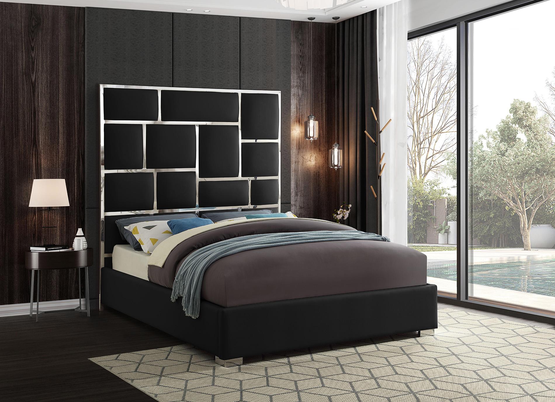

    
Black Faux Leather & Chrome Metal King Bed MILAN Meridian Contemporary Modern
