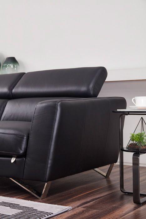 

    
American Eagle Furniture EK-L8010 Sectional Sofa Black EK-L8010R-B

