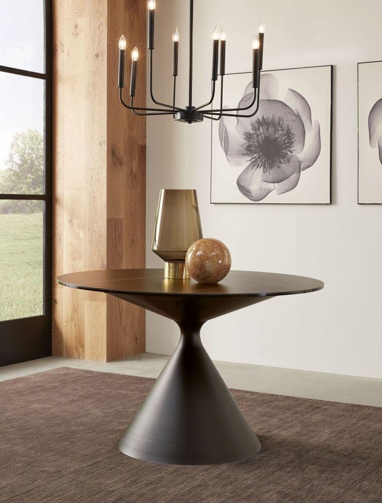 

                    
Modus Furniture WINSTON Dining Table Set Gray/Black Fabric Purchase 
