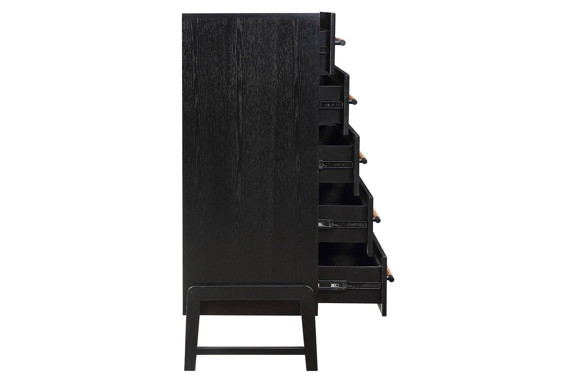 

        
Meridian Furniture 360Black-CH Chest Black  094308321950
