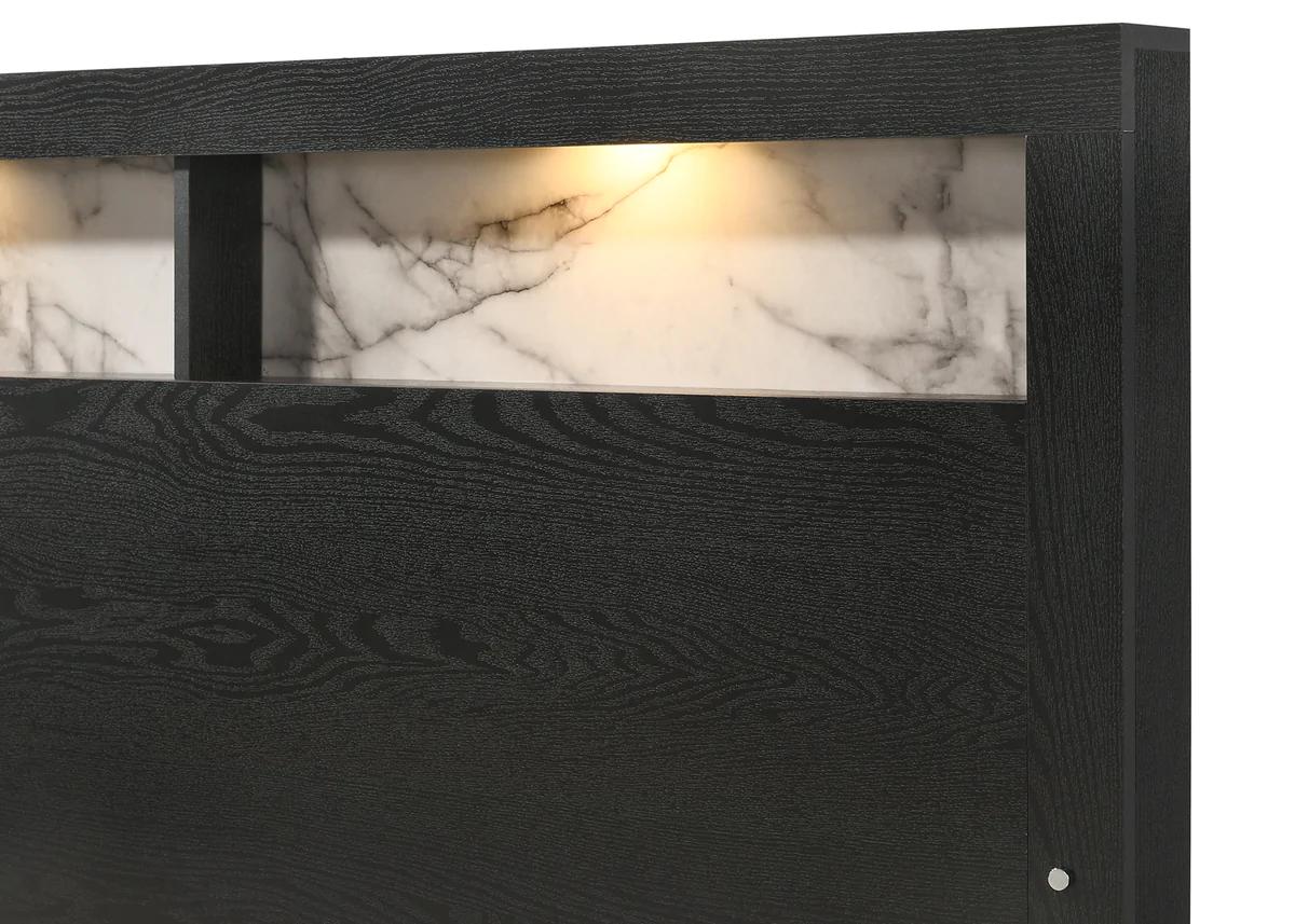 

    
Crown Mark Cadence Panel Bed Marble/Black B4510-Q-Bed
