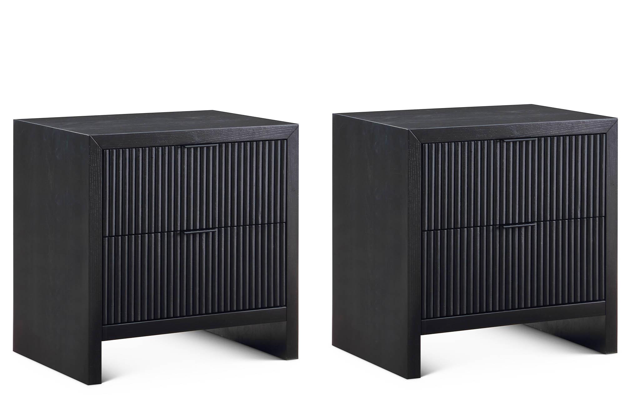 

    
Black Solid Wood Nightstand Set 2Pcs FAIRFAX 311Black-NS Meridian Modern
