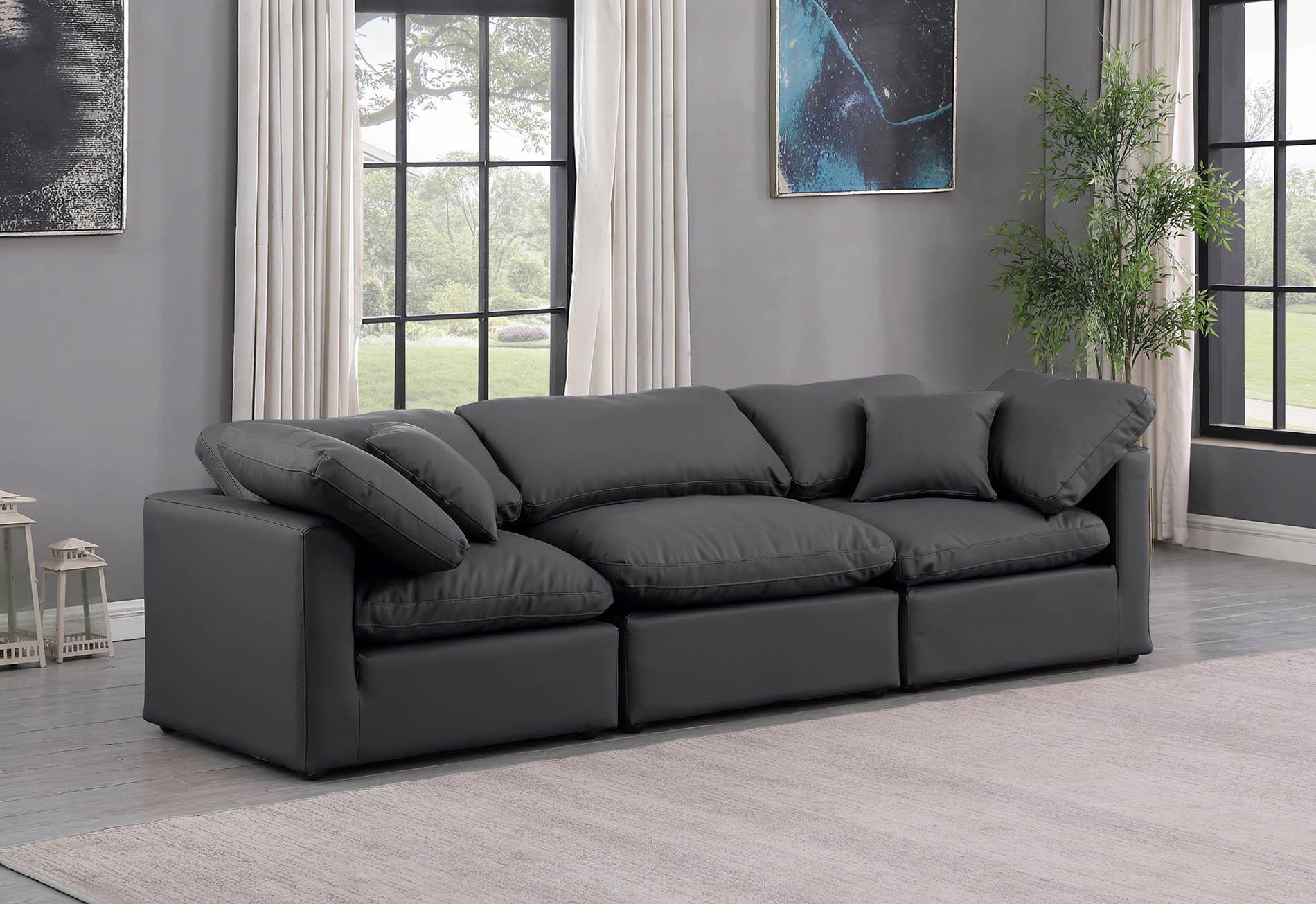 

    
Black Vegan Leather Modular Sofa INDULGE 146Black-S105 Meridian Modern

