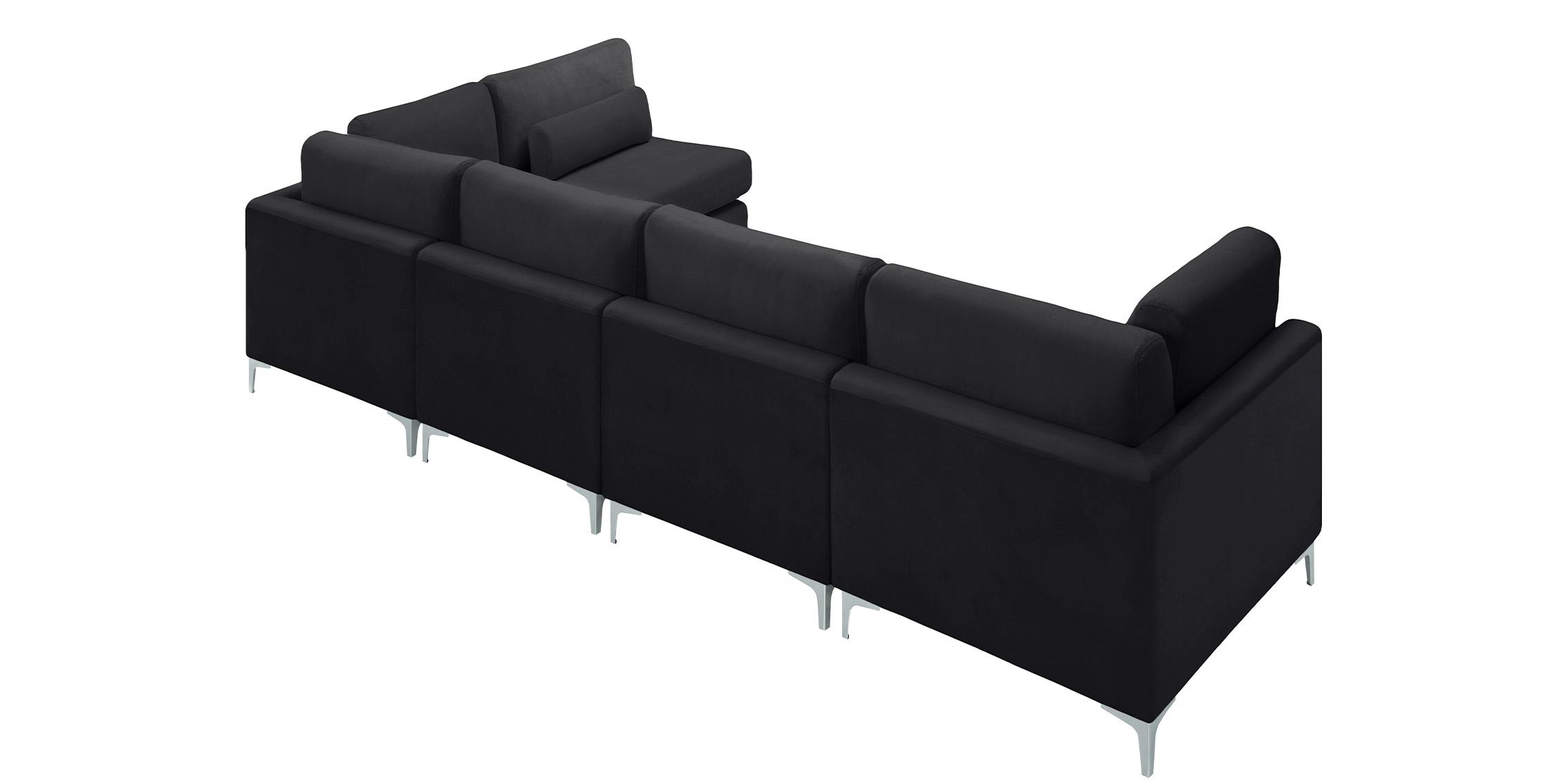 

        
Meridian Furniture JULIA 605Black-Sec5D Modular Sectional Sofa Black Velvet 094308263830
