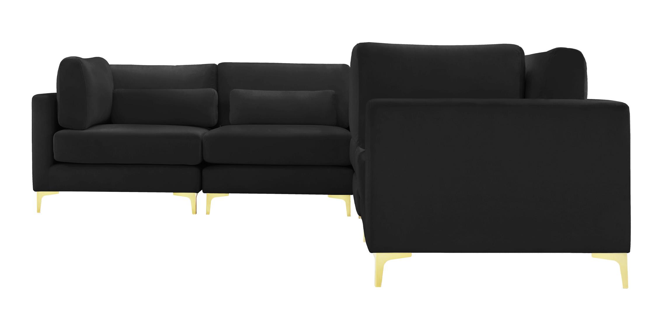 

    
605Black-Sec6A Meridian Furniture Modular Sectional Sofa
