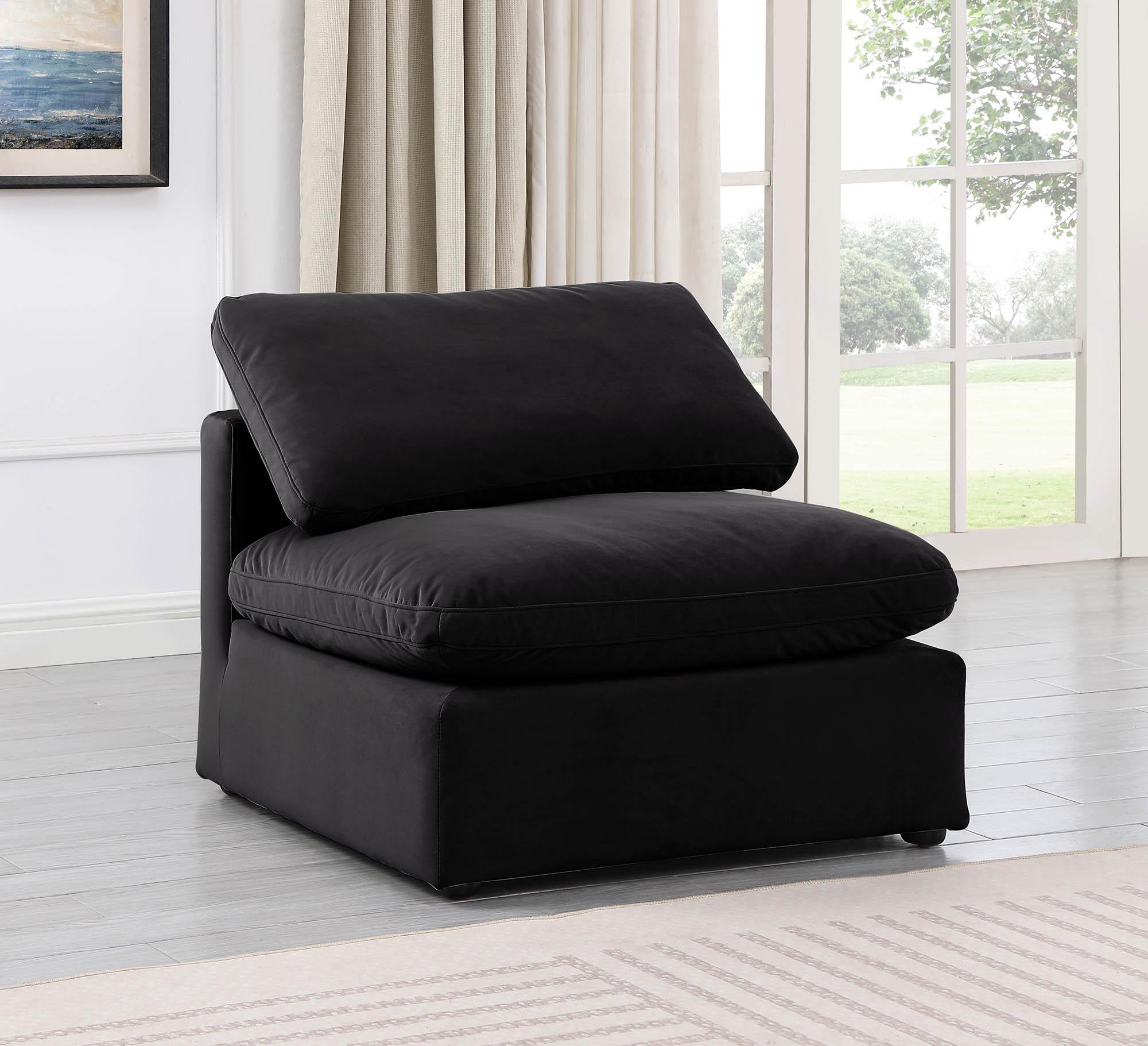 

    
Black Velvet Armless Chair INDULGE 147Black-Armless Meridian Contemporary Modern

