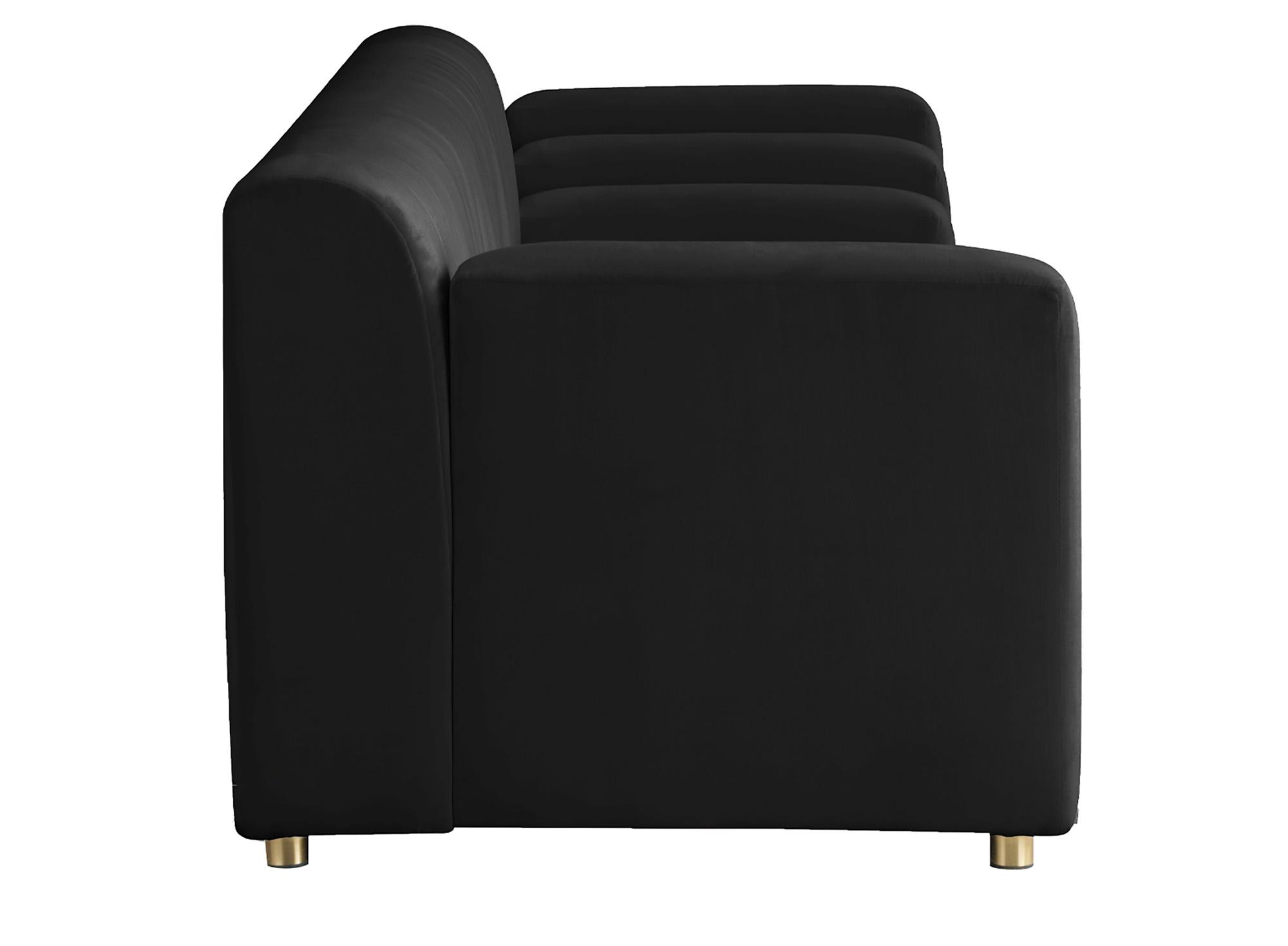

        
Meridian Furniture NAYA 637Black-L Loveseat Black Velvet 753359806761
