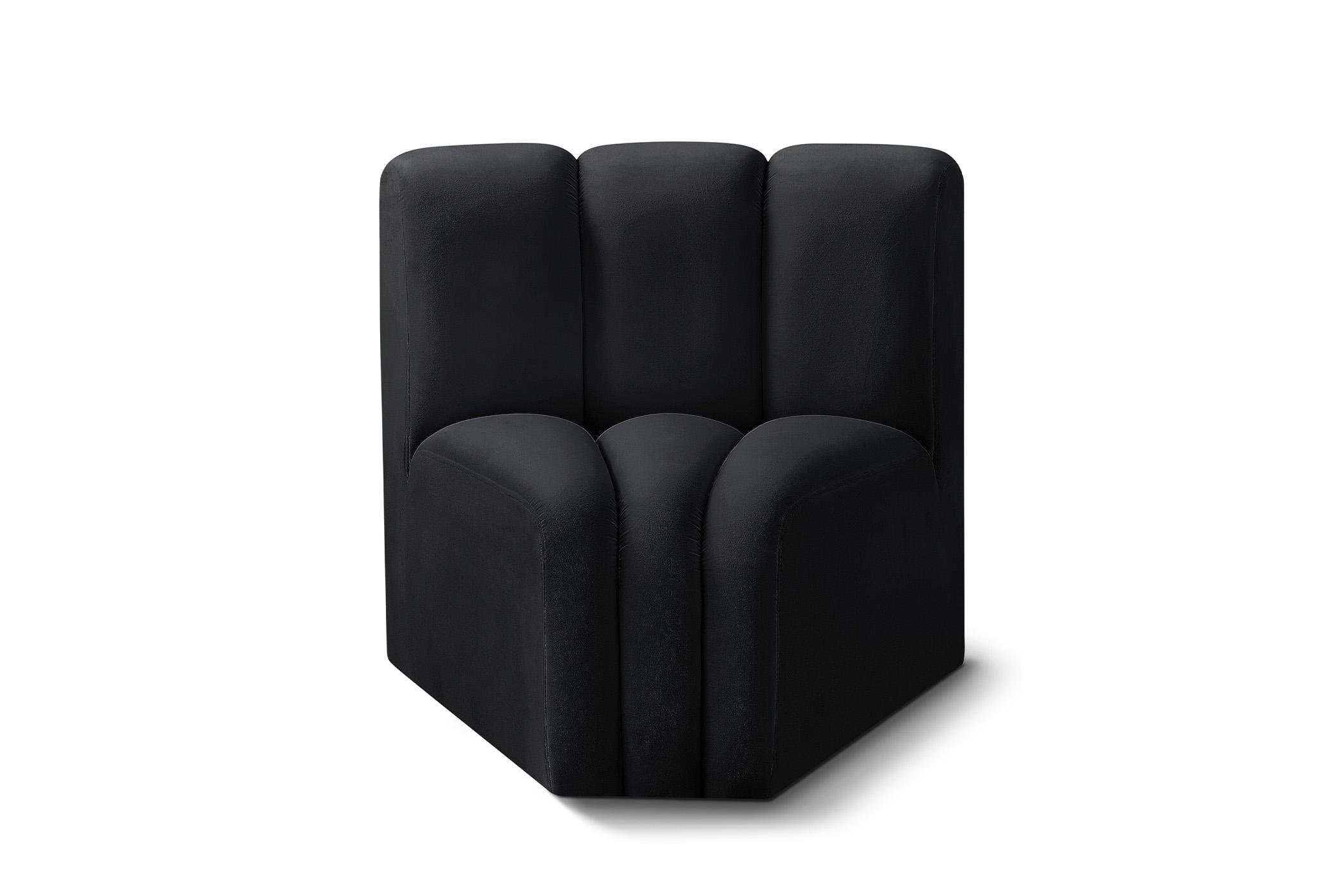 

        
Meridian Furniture ARC 103Black-CC Modular Corner Chair Black Velvet 094308282671
