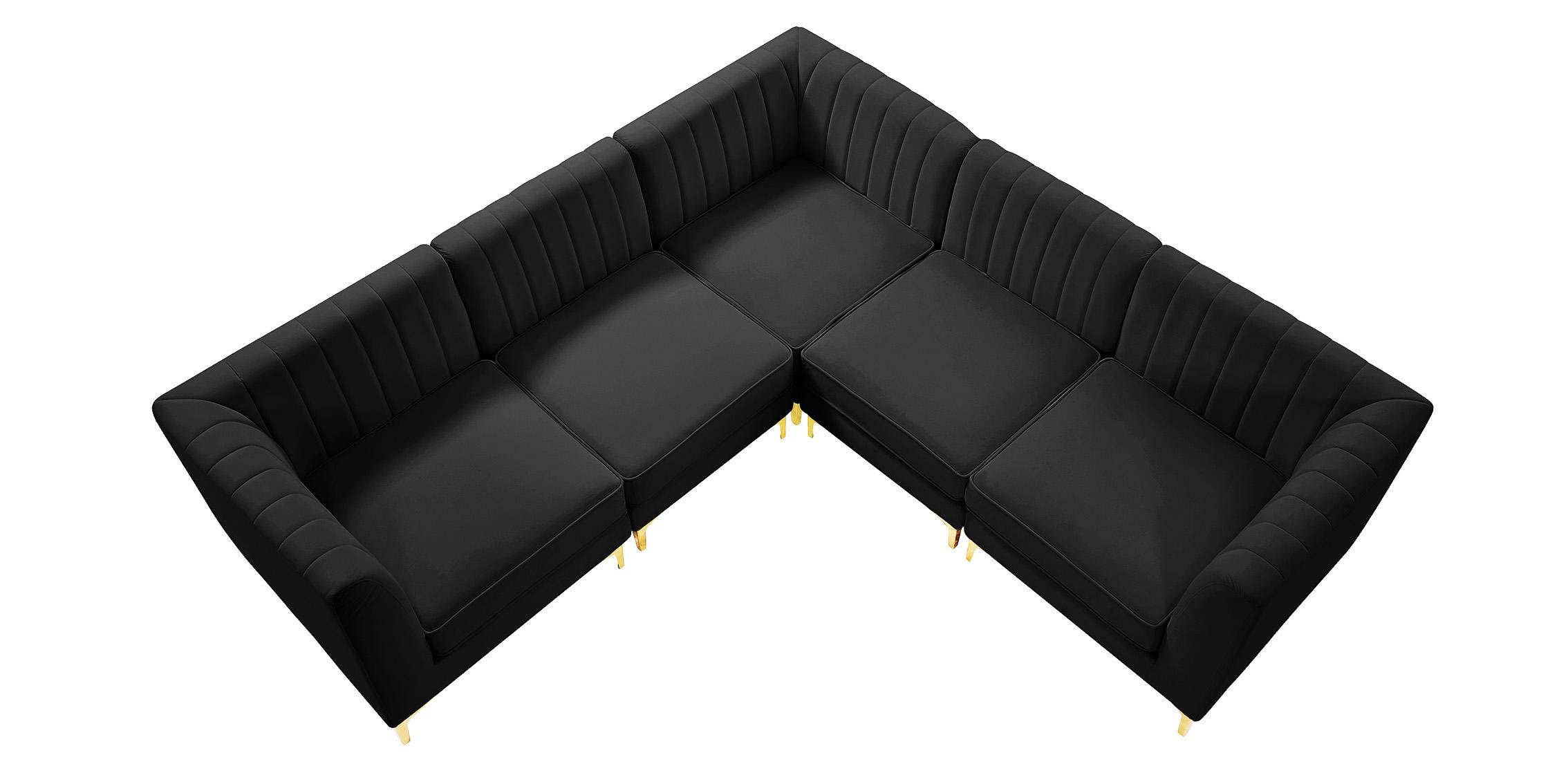 

    
604Black-Sec5C Meridian Furniture Modular Sectional Sofa
