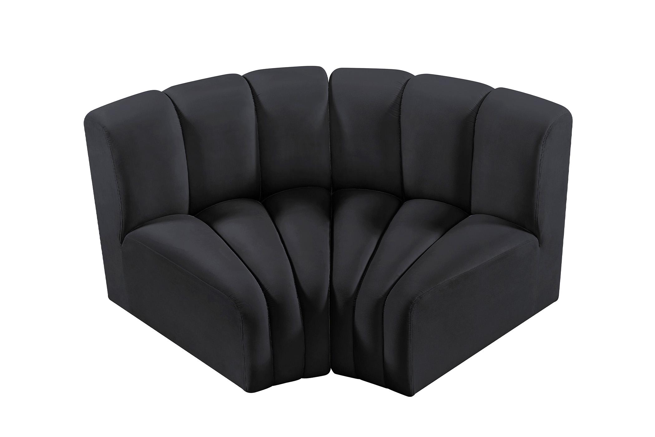 

        
Meridian Furniture ARC 103Black-S2B Modular Sectional Sofa Black Velvet 094308298665
