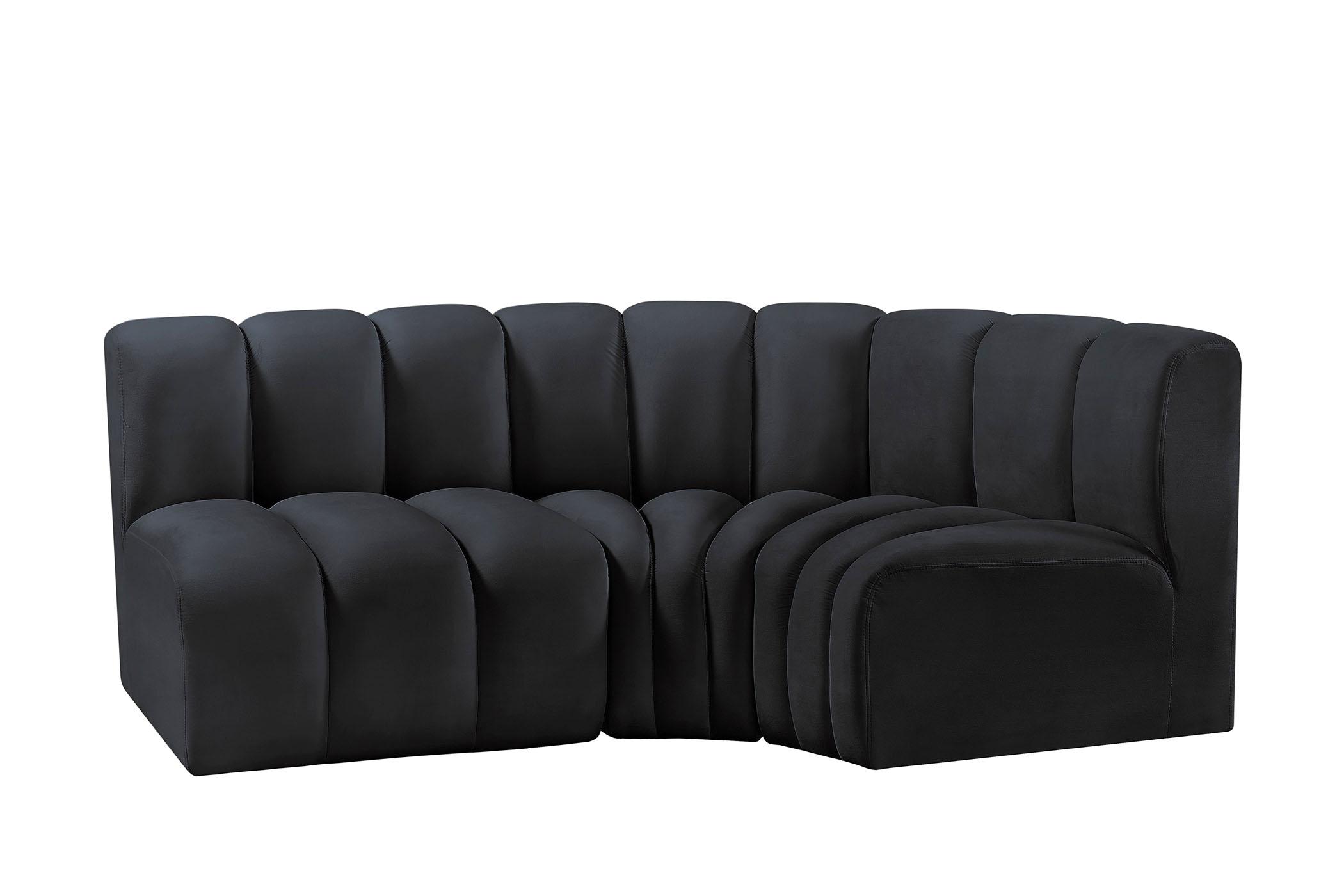 

        
Meridian Furniture ARC 103Black-S3A Modular Sectional Sofa Black Velvet 094308298672
