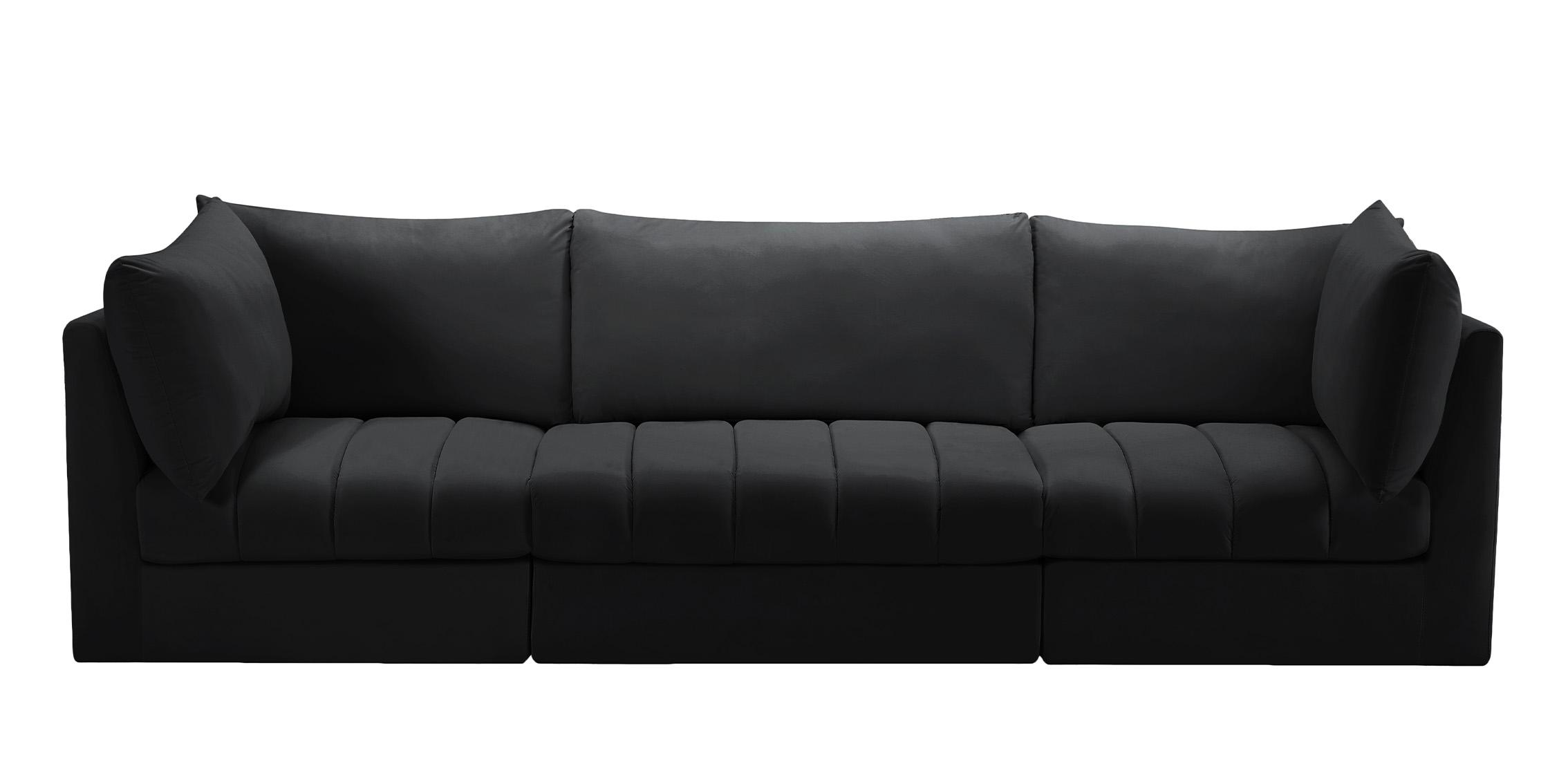 

        
Meridian Furniture JACOB 649Black-S103 Modular Sofa Black Velvet 94308259444
