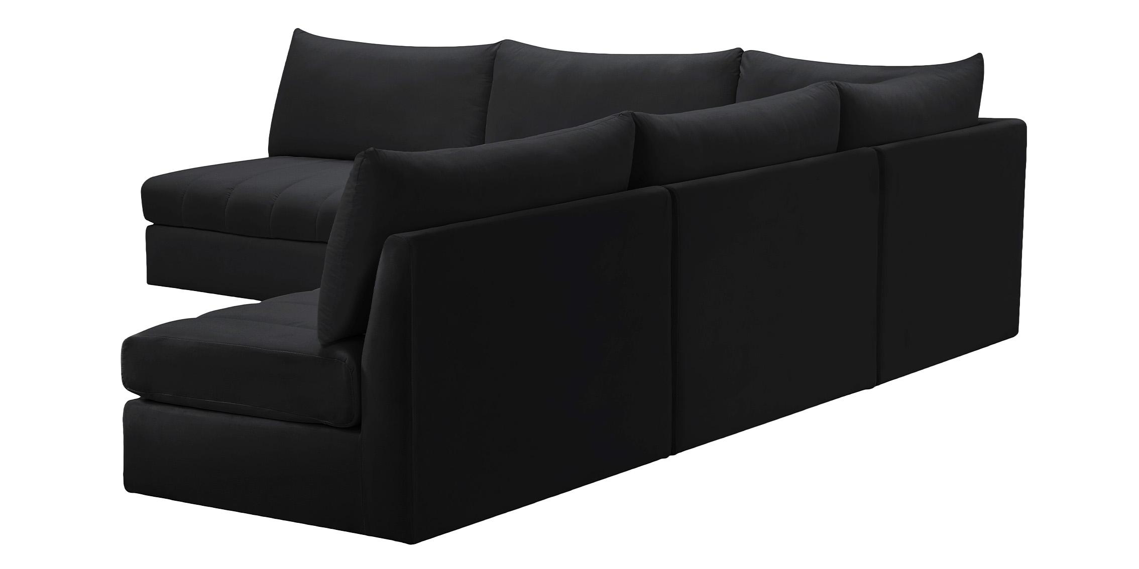 

    
649Black-Sec5B Meridian Furniture Modular Sectional Sofa
