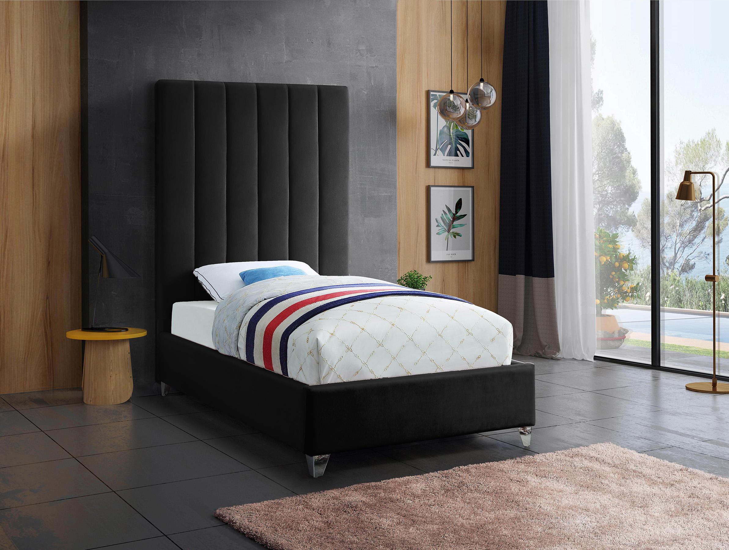 

        
Meridian Furniture VIA ViaBlack-T Platform Bed Chrome/Gold/Black Velvet 704831403367
