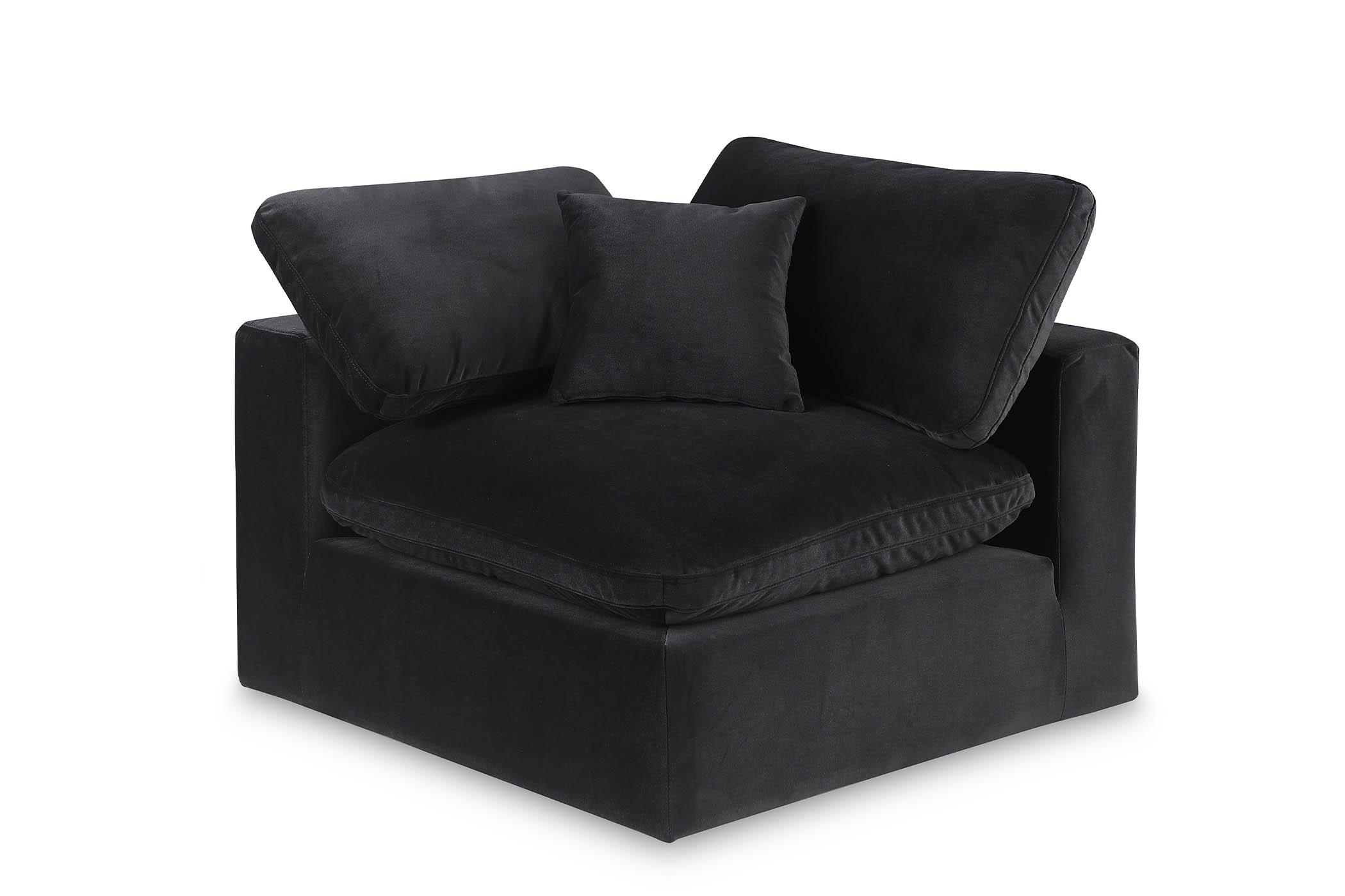 

    
Black Velvet Corner Chair COMFY 189Black-Corner Meridian Contemporary Modern
