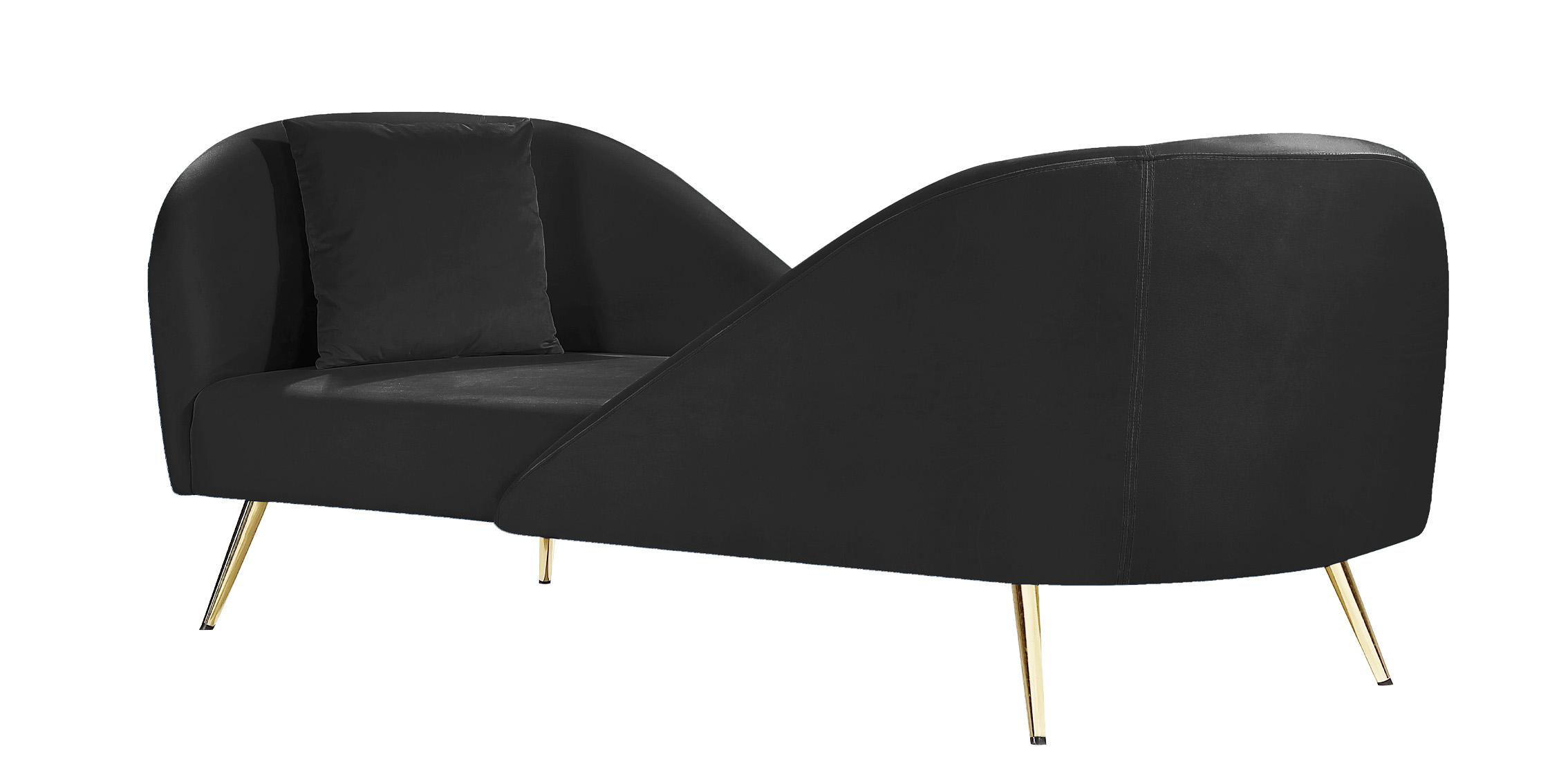 

    
Meridian Furniture NOLAN 656Black Chaise Black 656Black-Chaise
