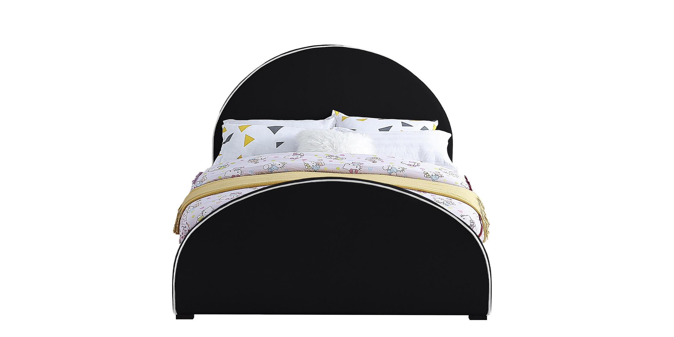 

        
Meridian Furniture BRODY BrodyBlack-F Platform Bed Black Velvet 094308265490

