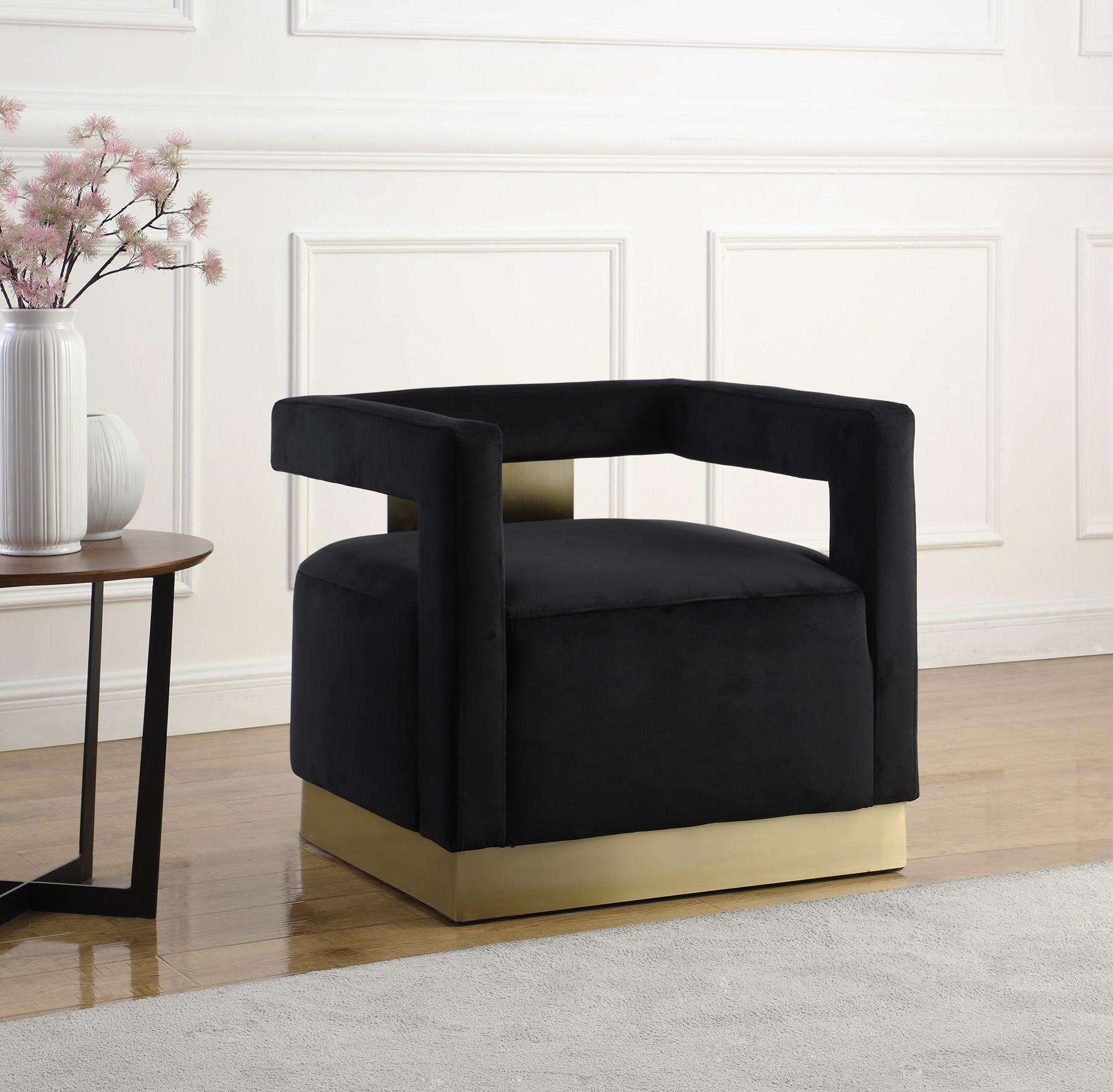 

    
Meridian Furniture ARMANI 597Black Arm Chair Set Gold/Black 597Black-Set-2
