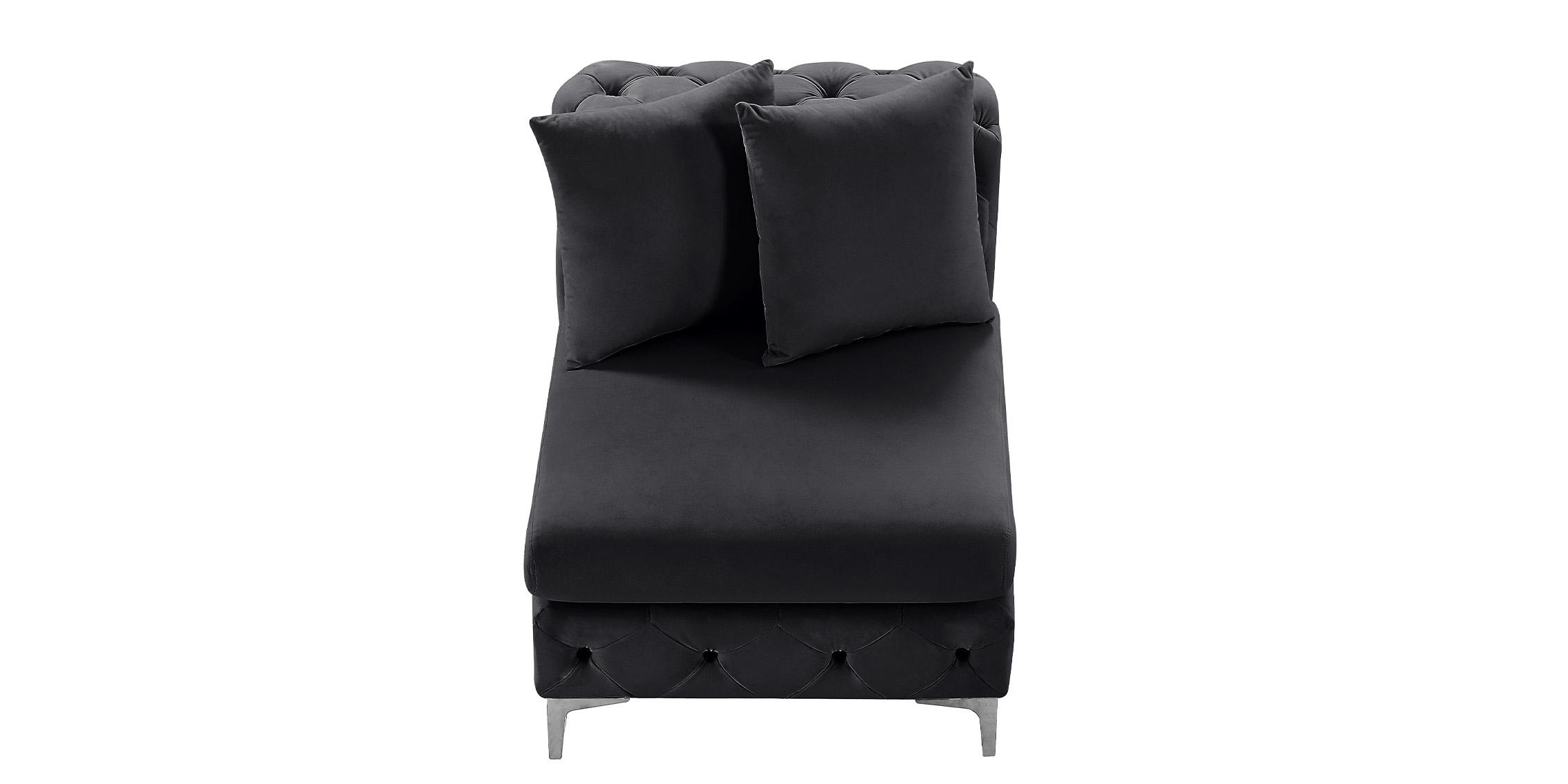 

    
686Black-Armless Meridian Furniture Modular Armless Chair

