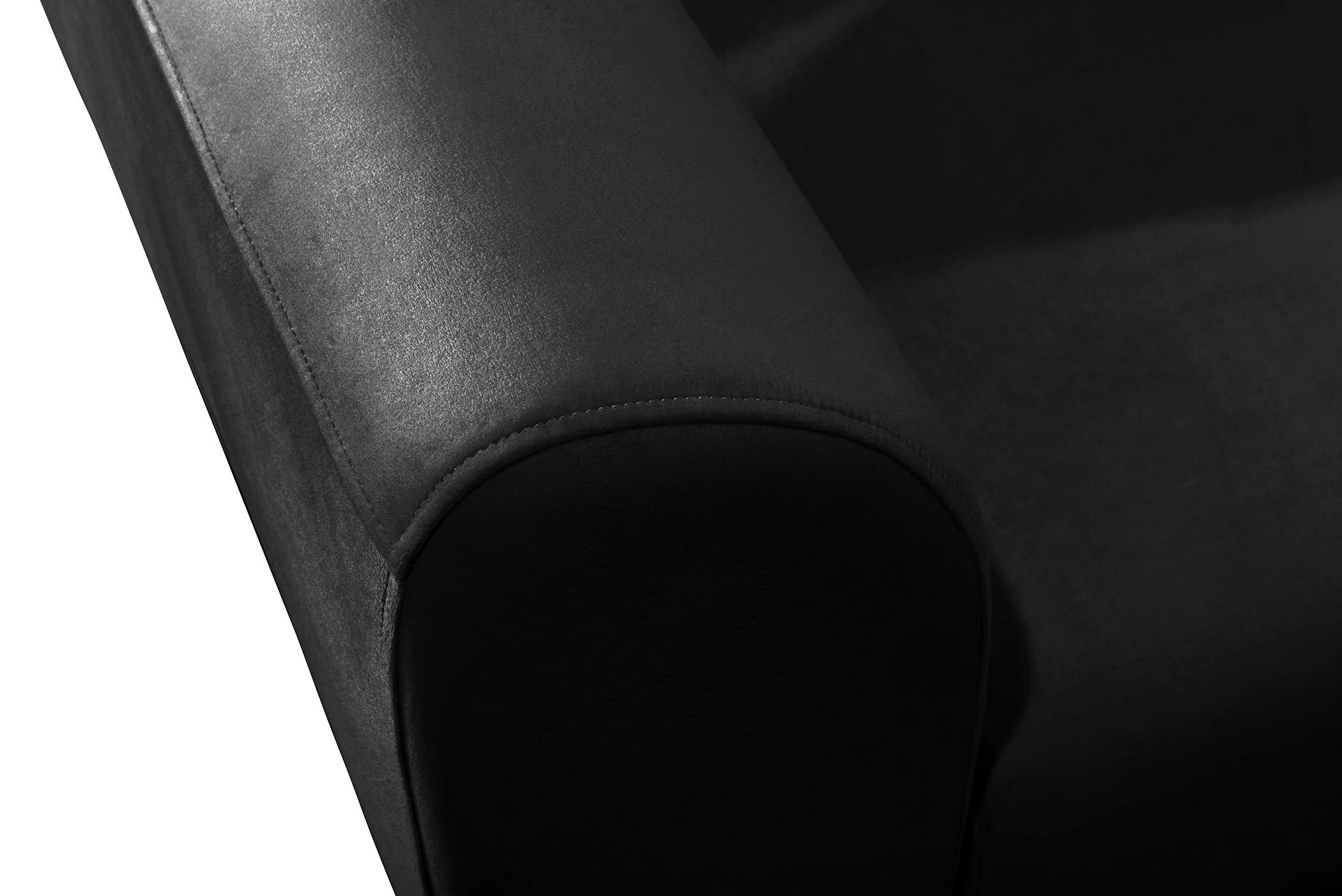 

    
Meridian Furniture Quinn Sofa Set Black 639Black-SLC

