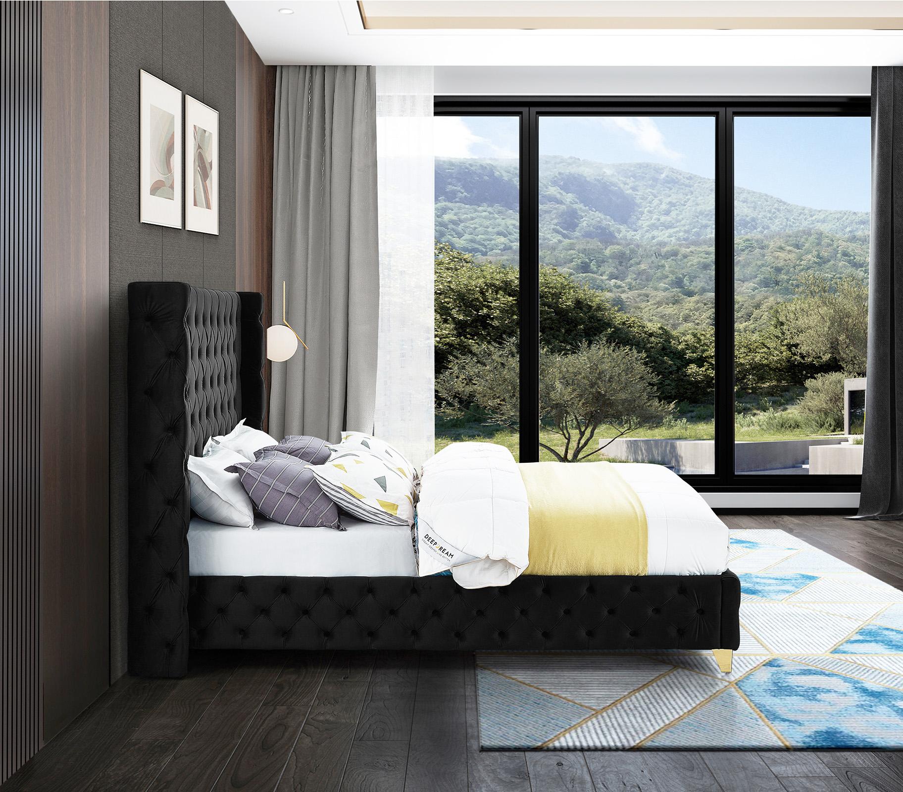 

        
Meridian Furniture SAVAN SavanBlack-F Platform Bed Chrome/Gold/Black Velvet 094308255095

