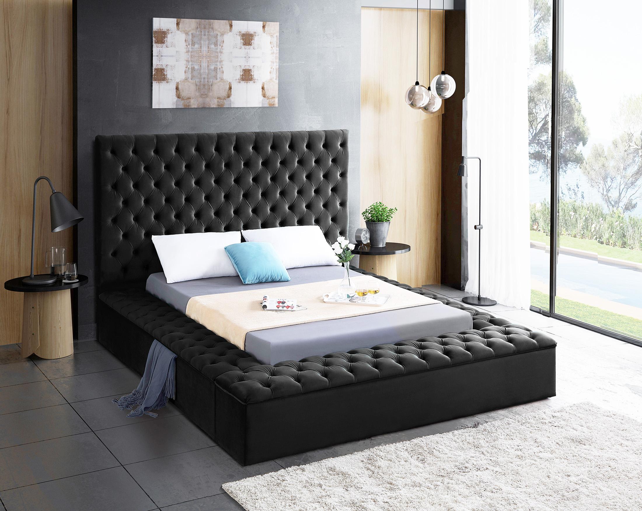 

    
Black Velvet Tufted Storage Full Bed BLISS Meridian Contemporary Modern
