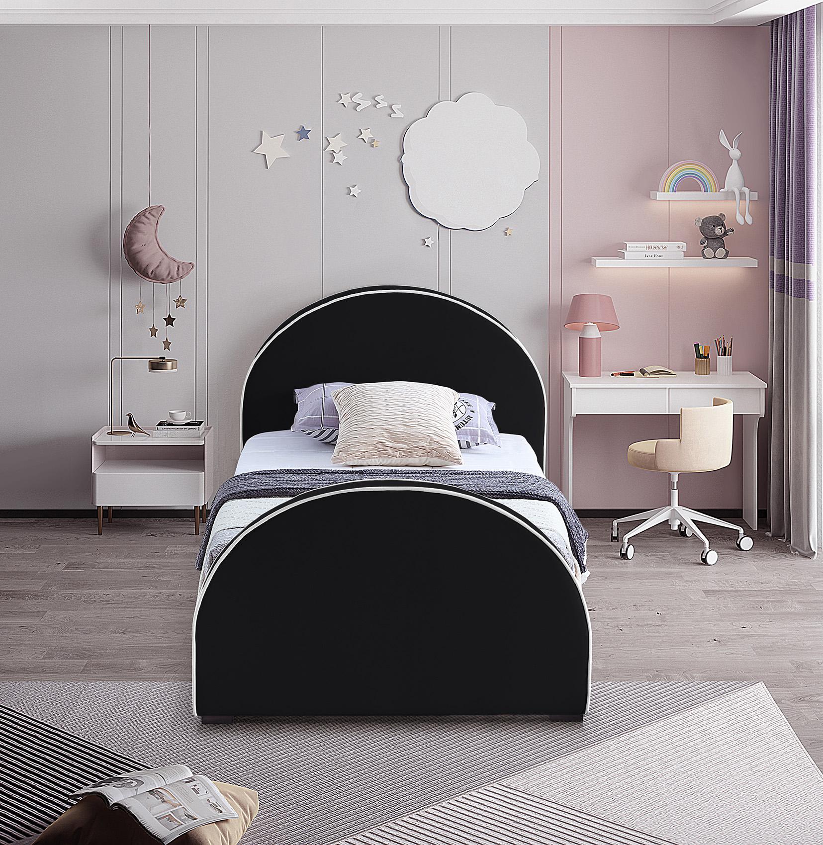 

    
Meridian Furniture BRODY BrodyBlack-T Platform Bed Black BrodyBlack-T
