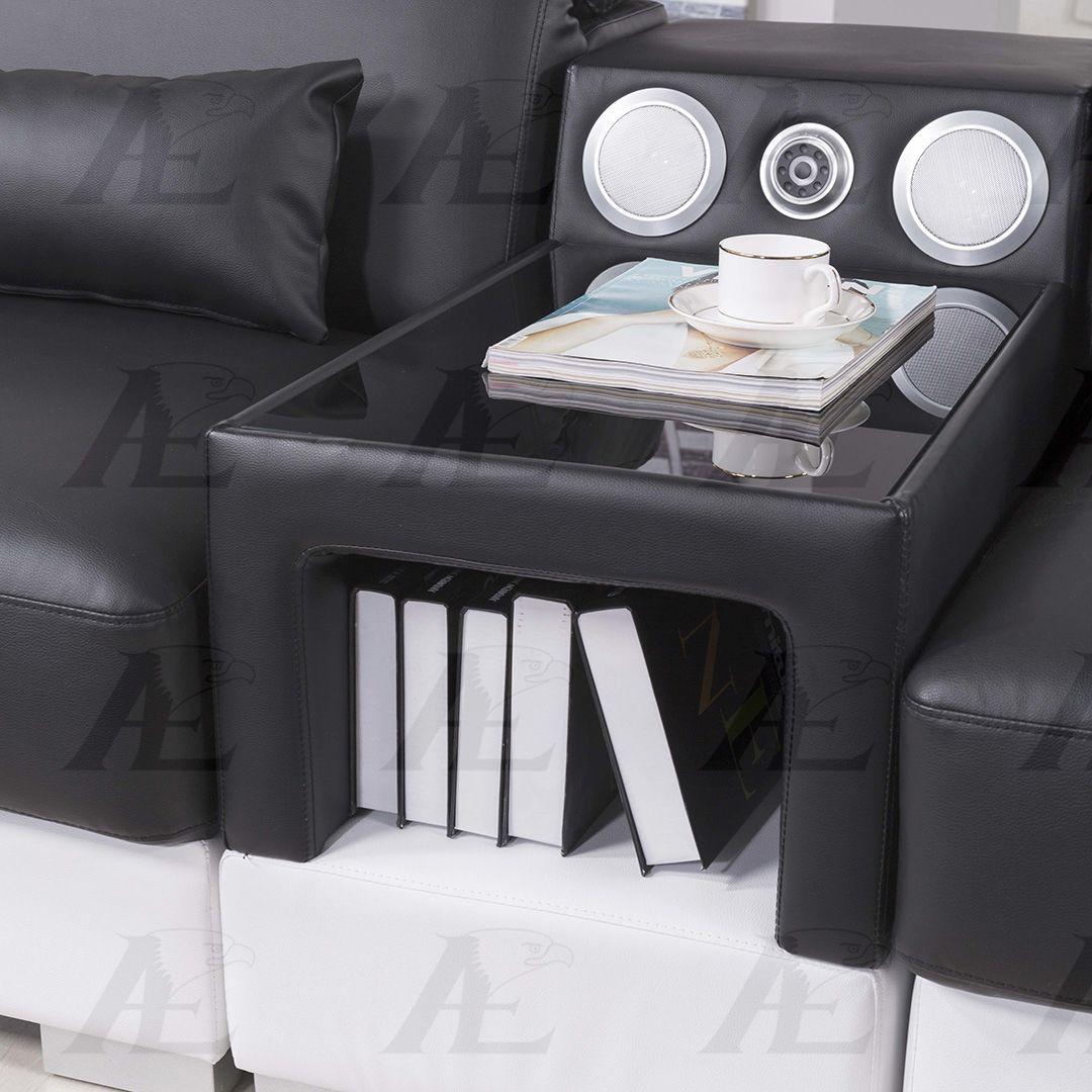 

    
AE-LD812L-BK.W American Eagle Furniture Sectional Sofa
