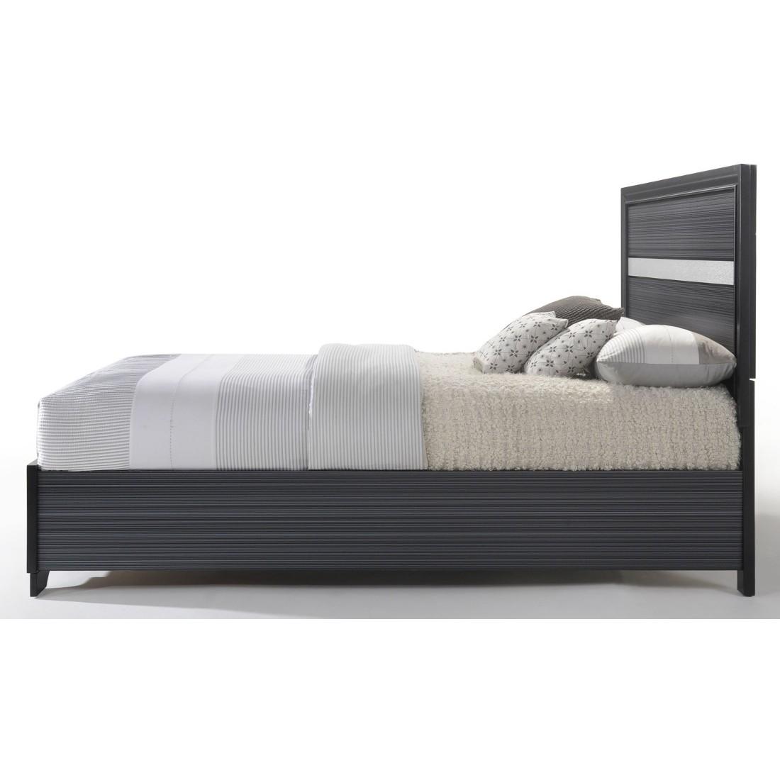 

        
Acme Furniture Naima-25900Q Storage Bed Black Matte Lacquer 0840412122040
